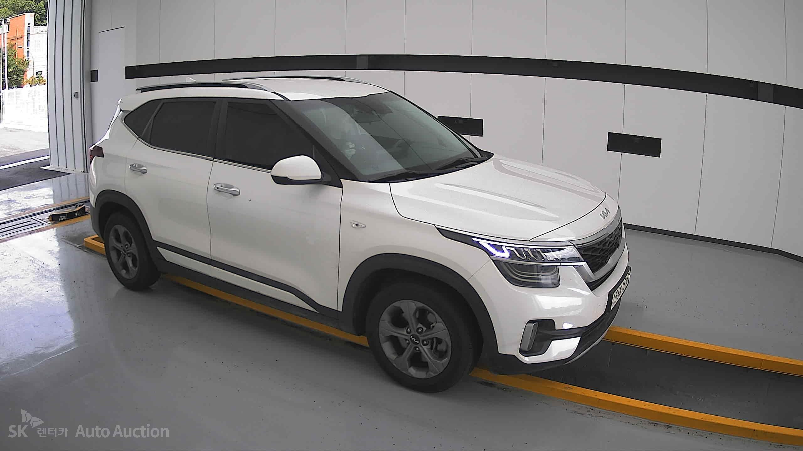 2023 - kia seltos