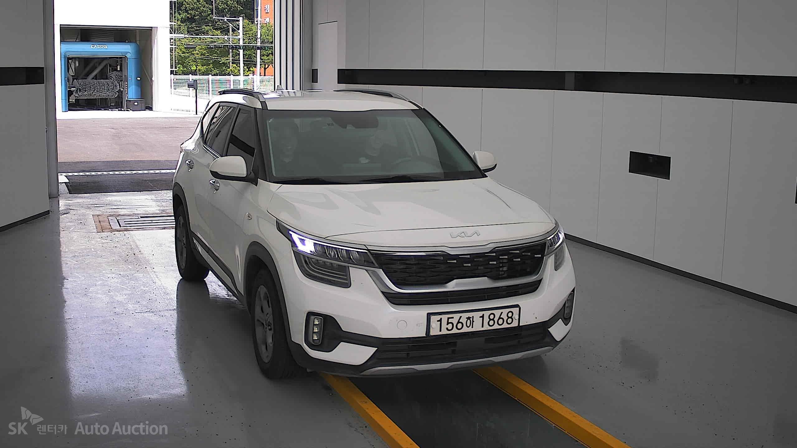 2023 - kia seltos