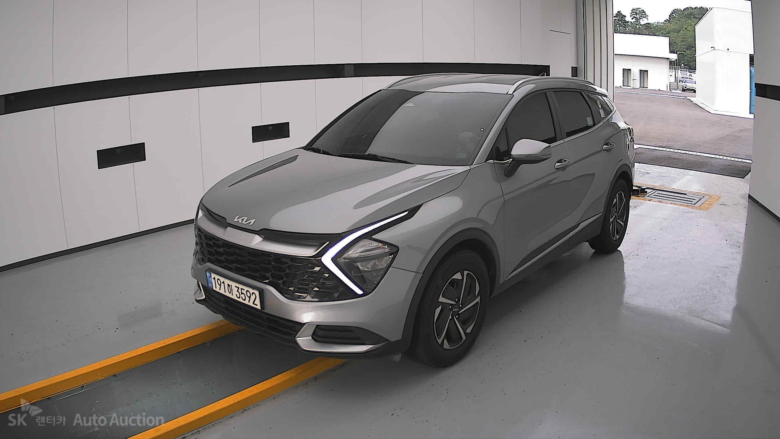 2023 - kia sportage