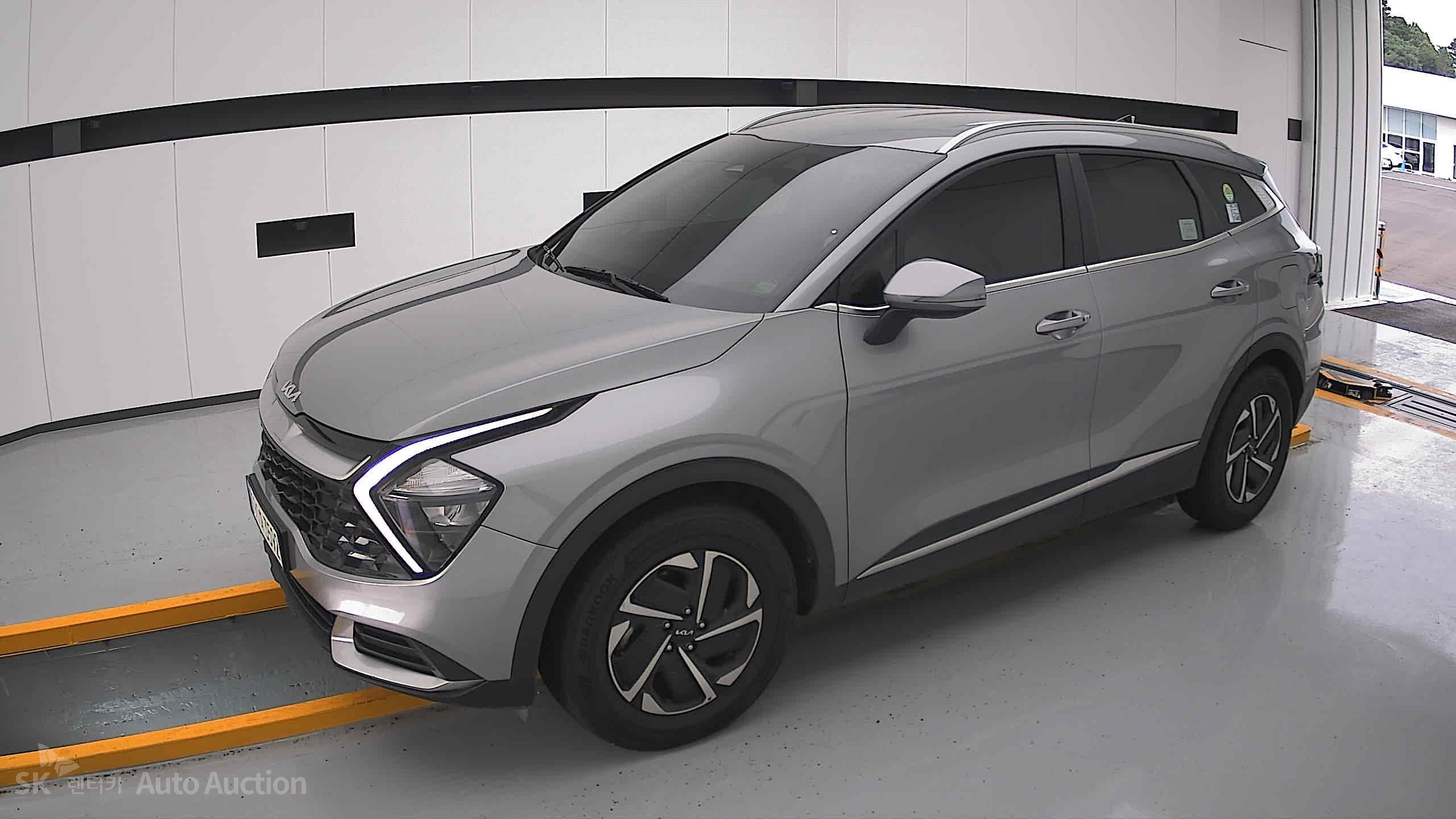 2023 - kia sportage