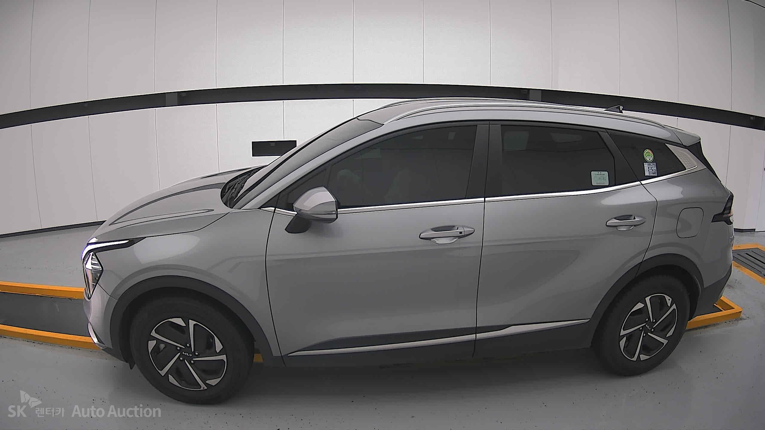 2023 - kia sportage