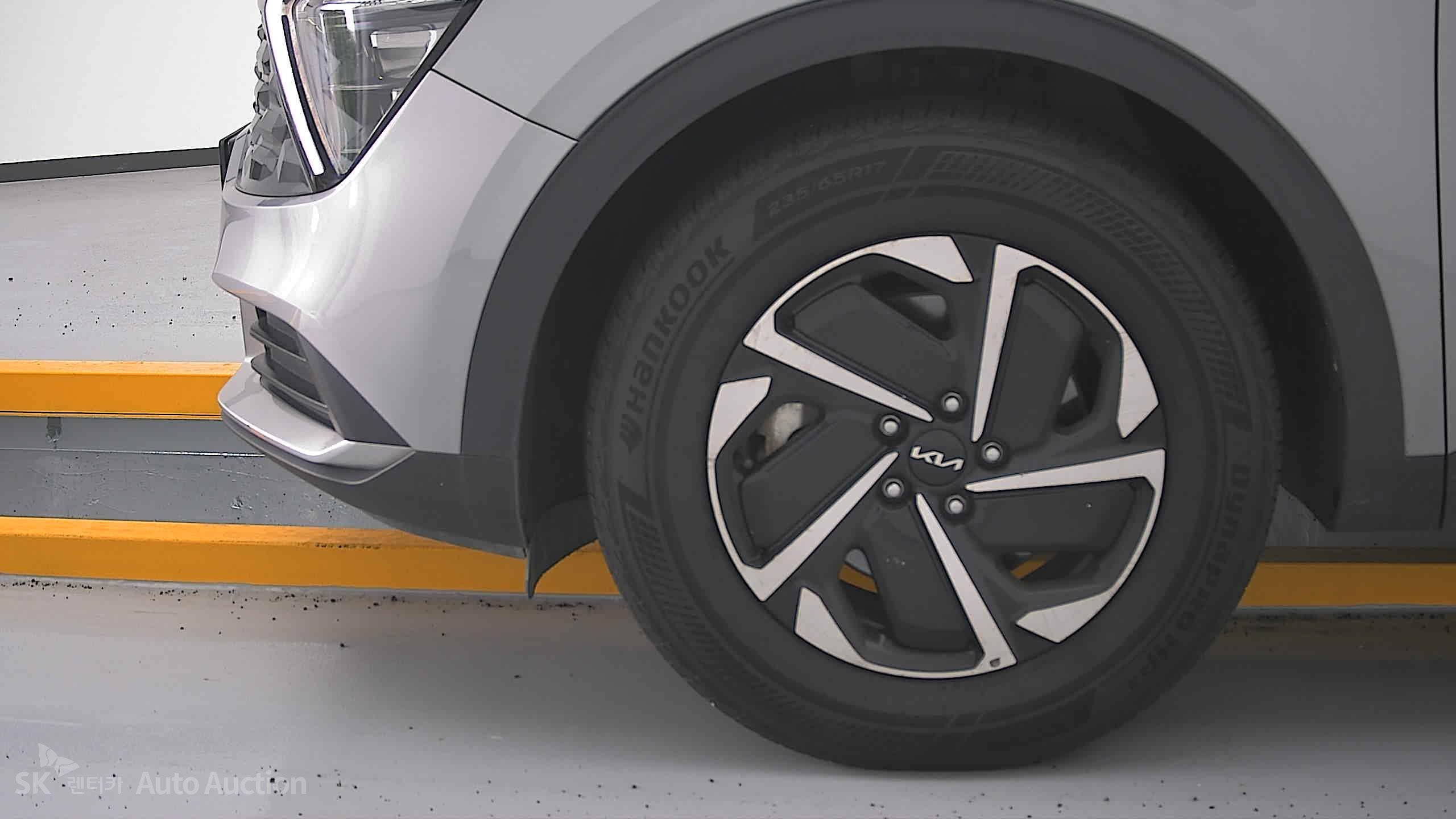 2023 - kia sportage