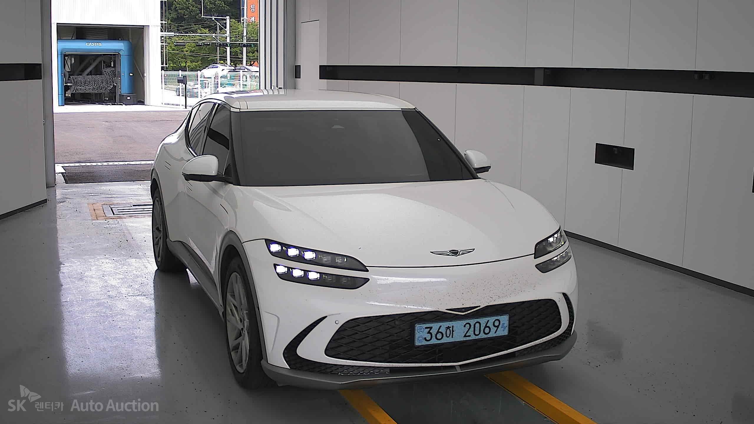 2022 - genesis gv60