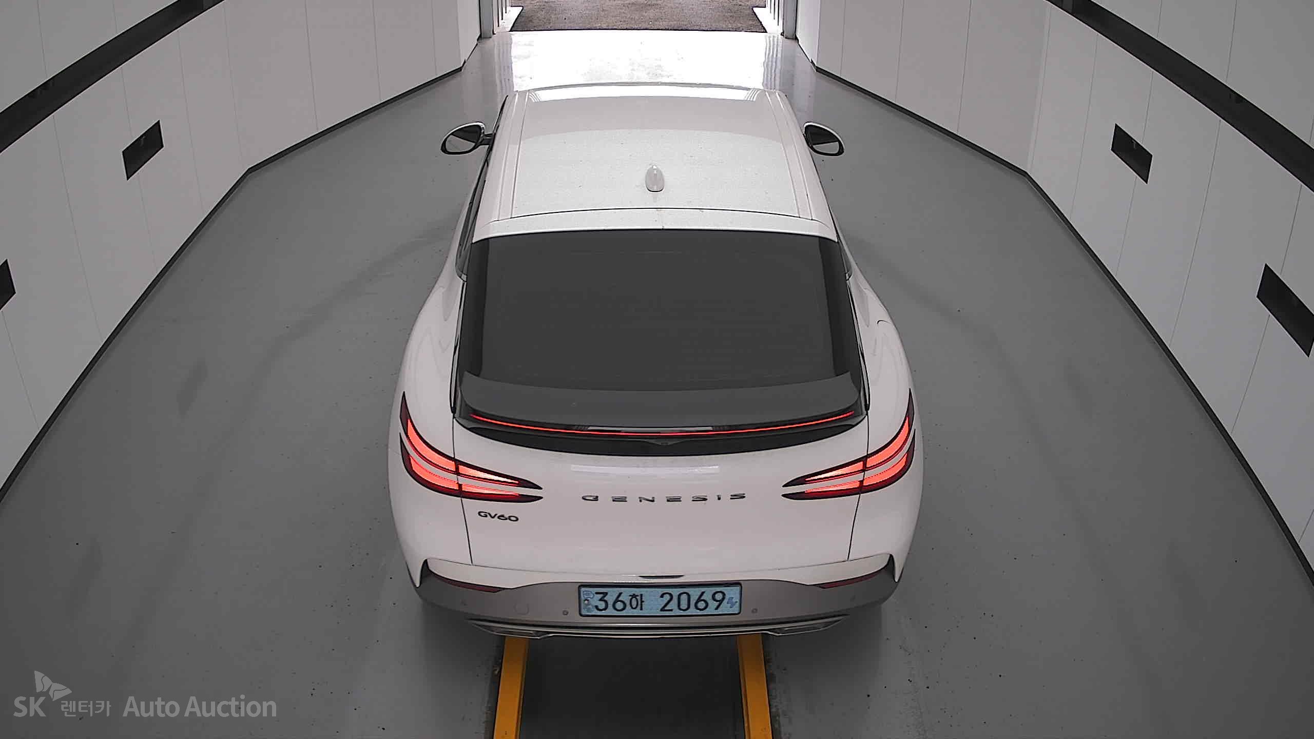 2022 - genesis gv60