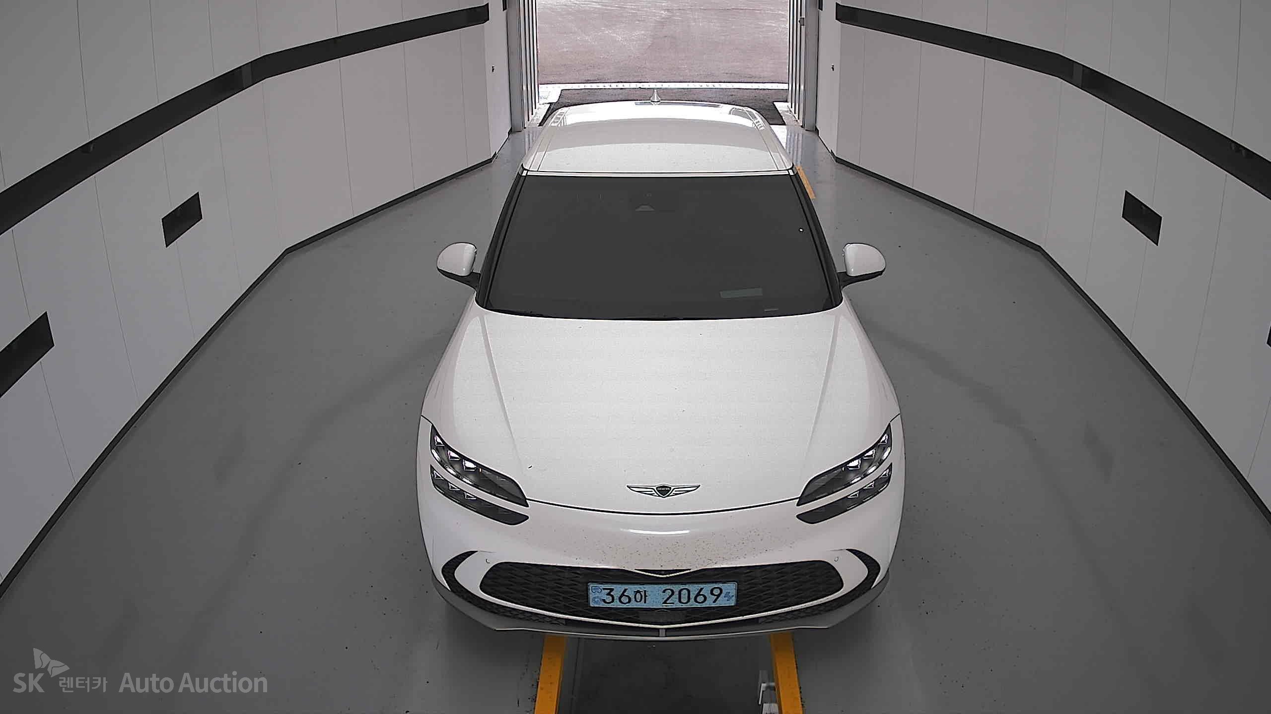 2022 - genesis gv60