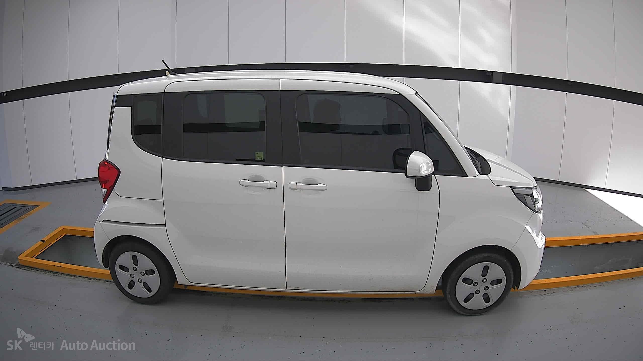 2022 - kia ray
