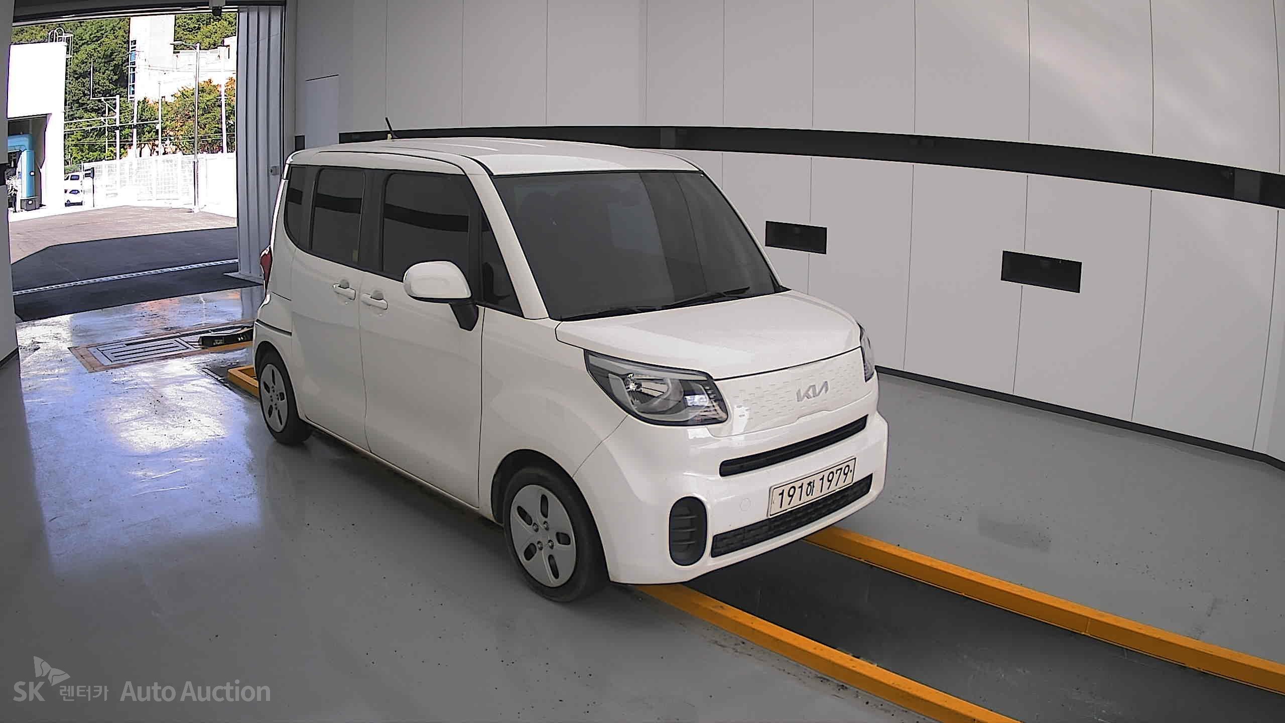 2022 - kia ray
