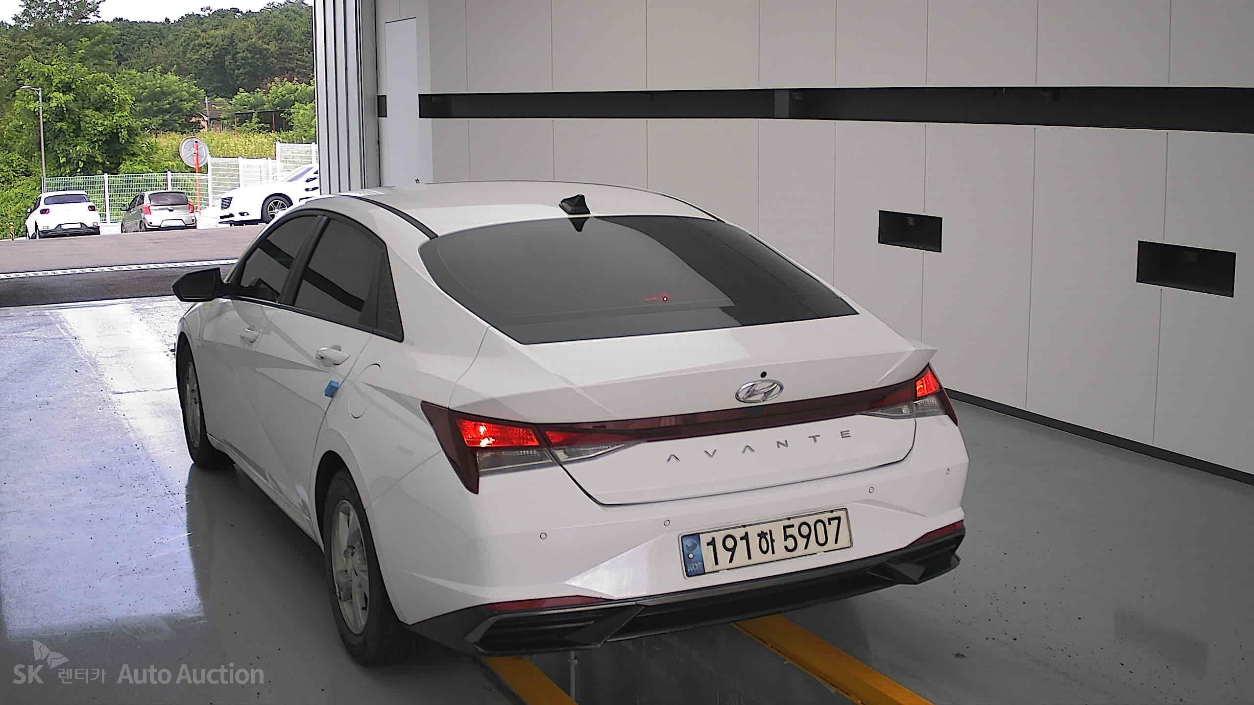 2023 - hyundai avante