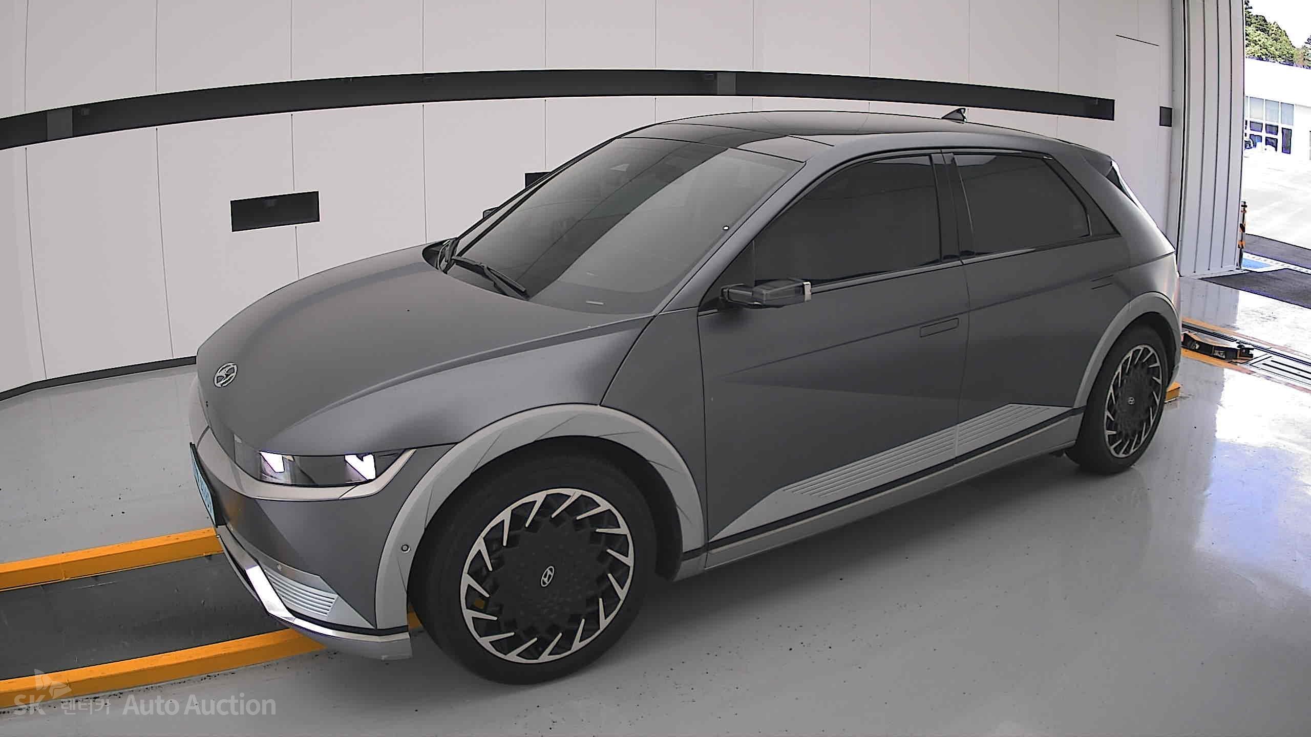 2023 - hyundai ioniq