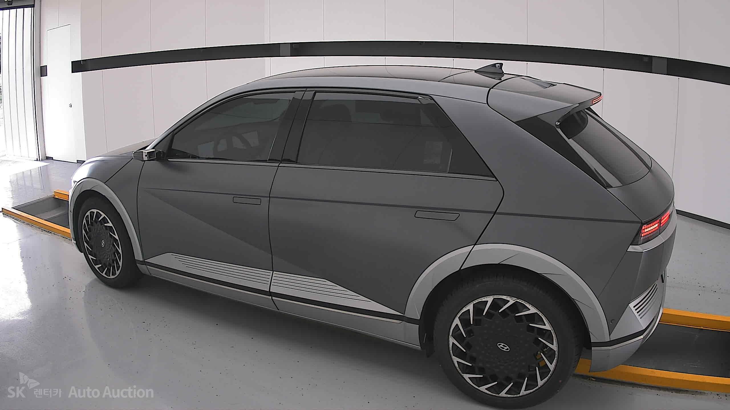 2023 - hyundai ioniq
