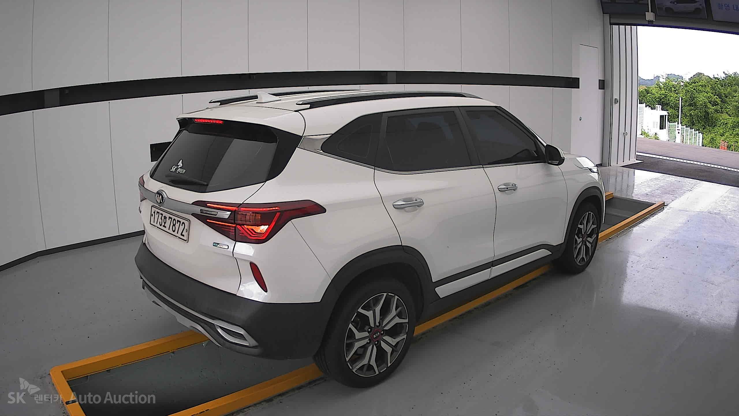 2020 - kia seltos