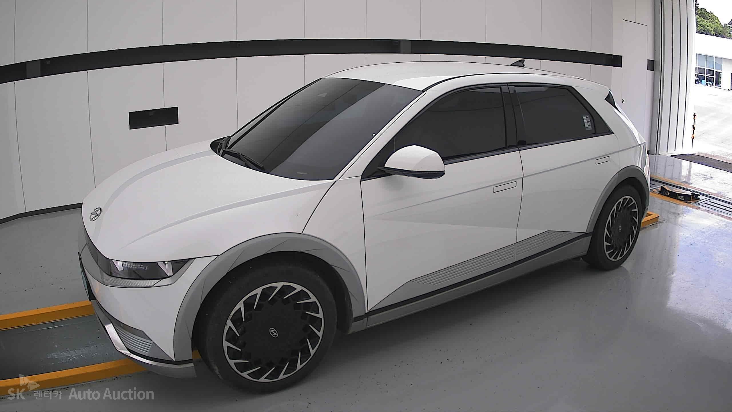 2022 - hyundai ioniq