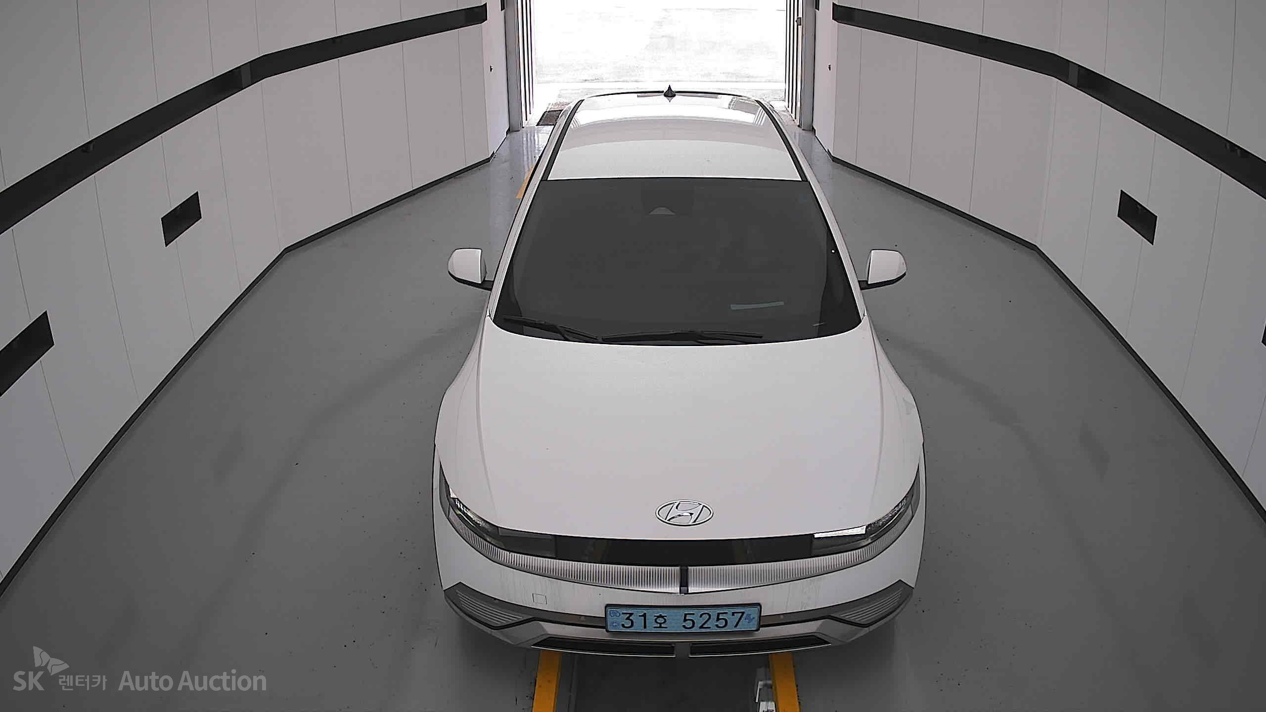 2022 - hyundai ioniq