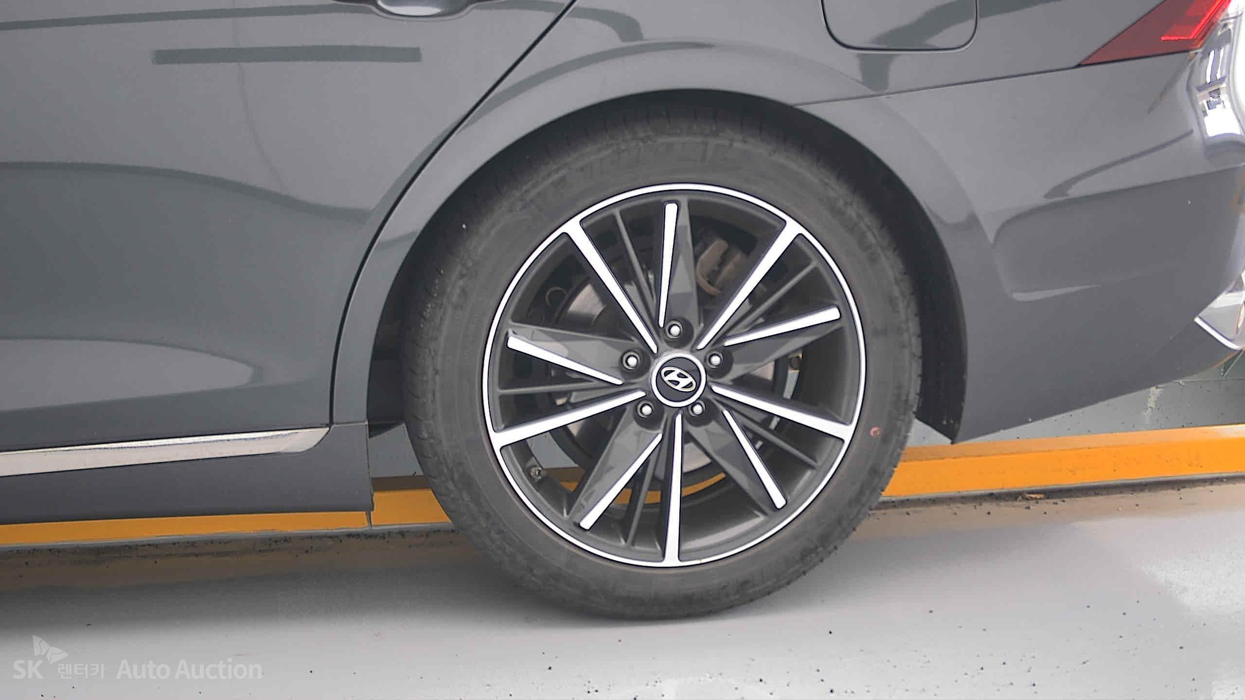 2023 - hyundai grandeur