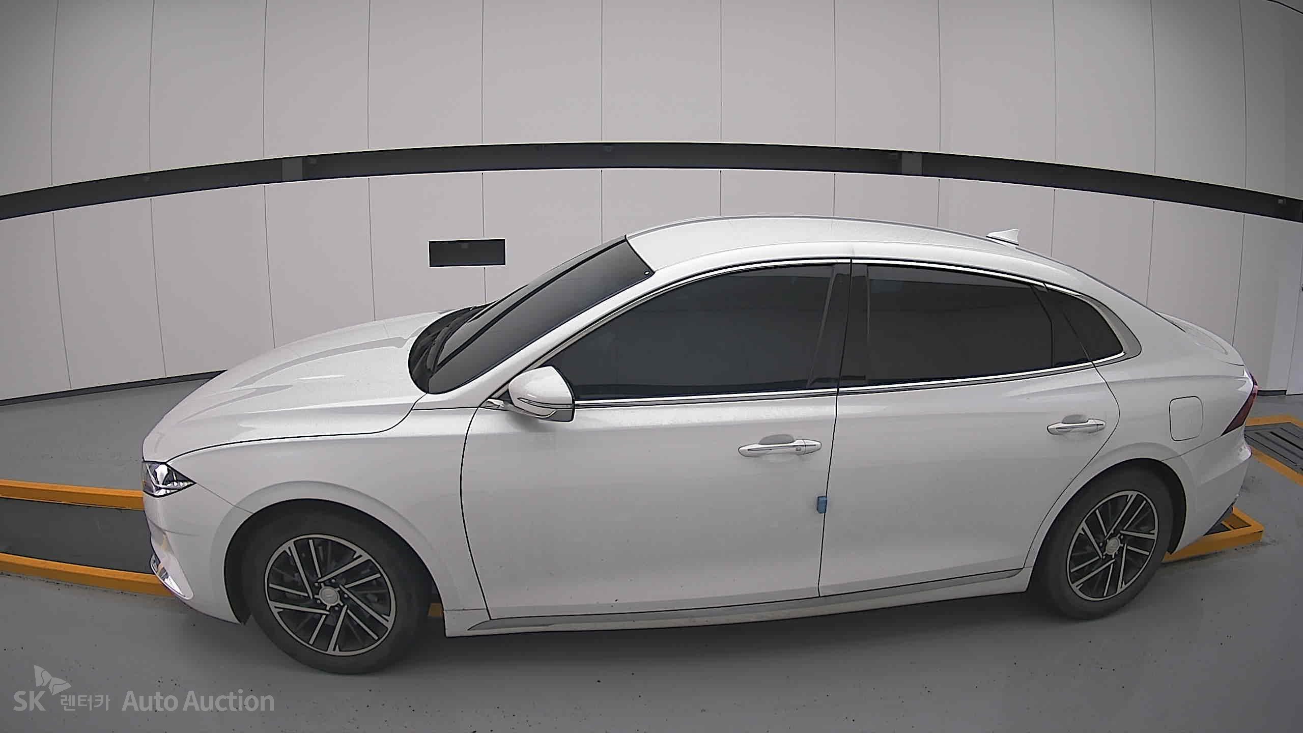 2020 - hyundai grandeur