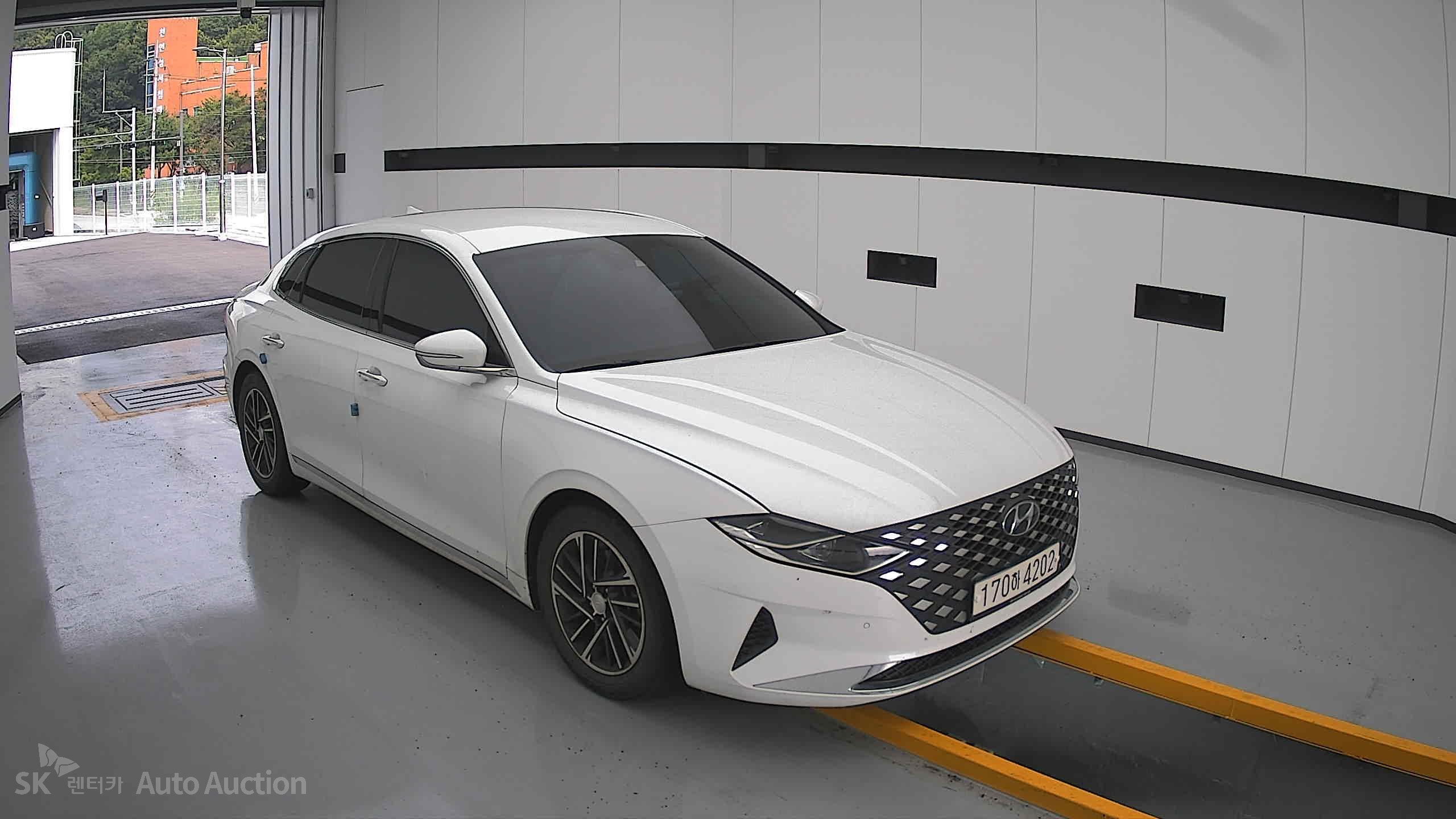 2020 - hyundai grandeur
