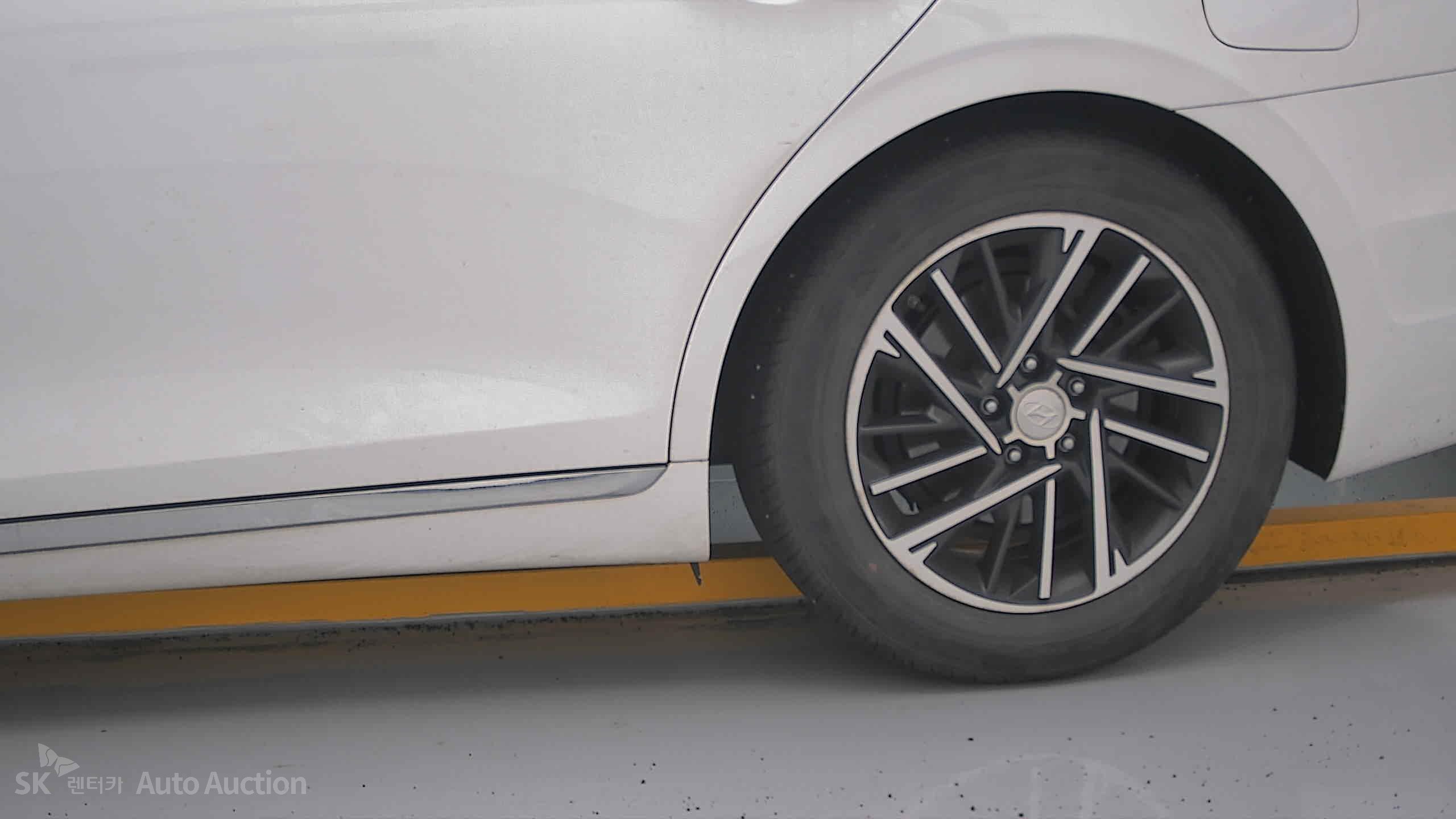 2020 - hyundai grandeur