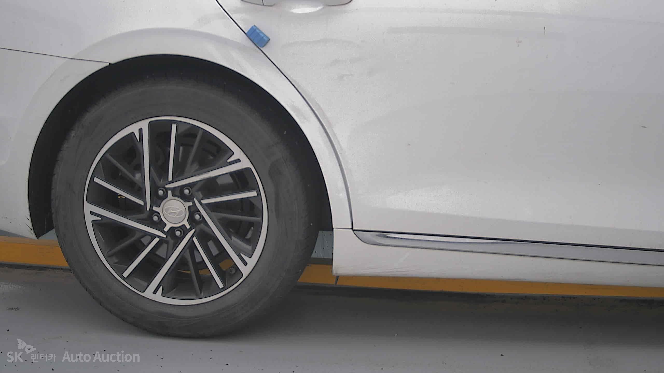 2020 - hyundai grandeur
