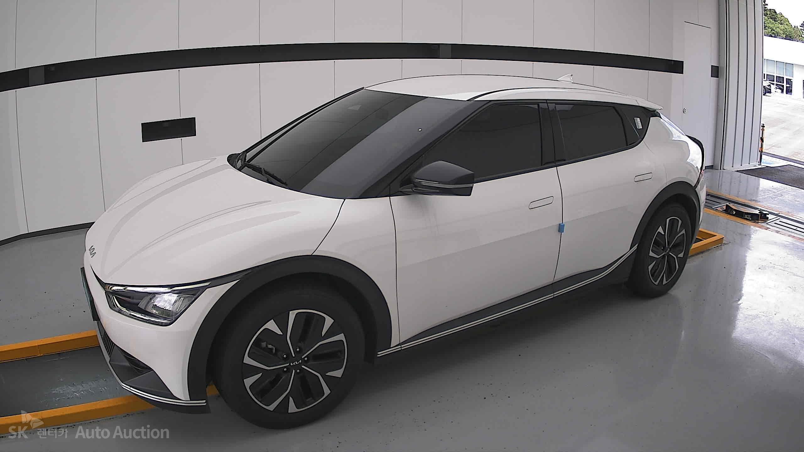 2022 - kia ev6