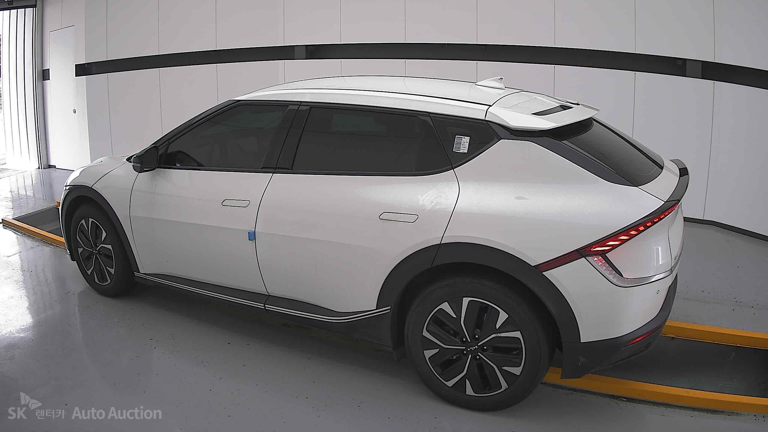 2022 - kia ev6