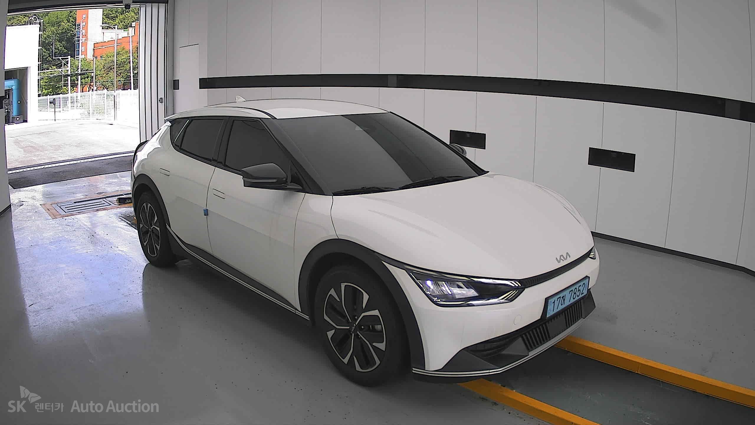2022 - kia ev6