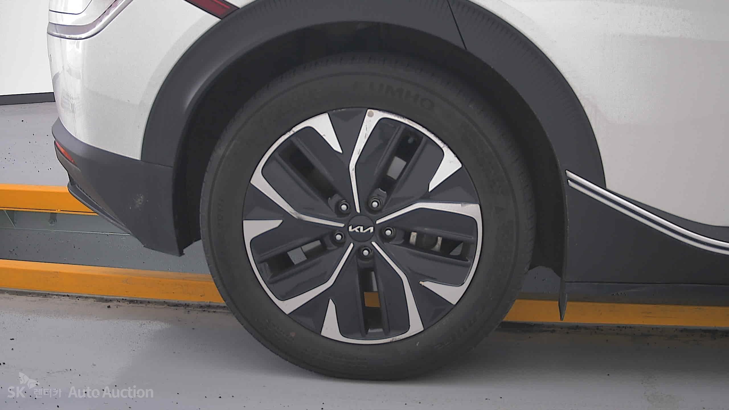 2022 - kia ev6