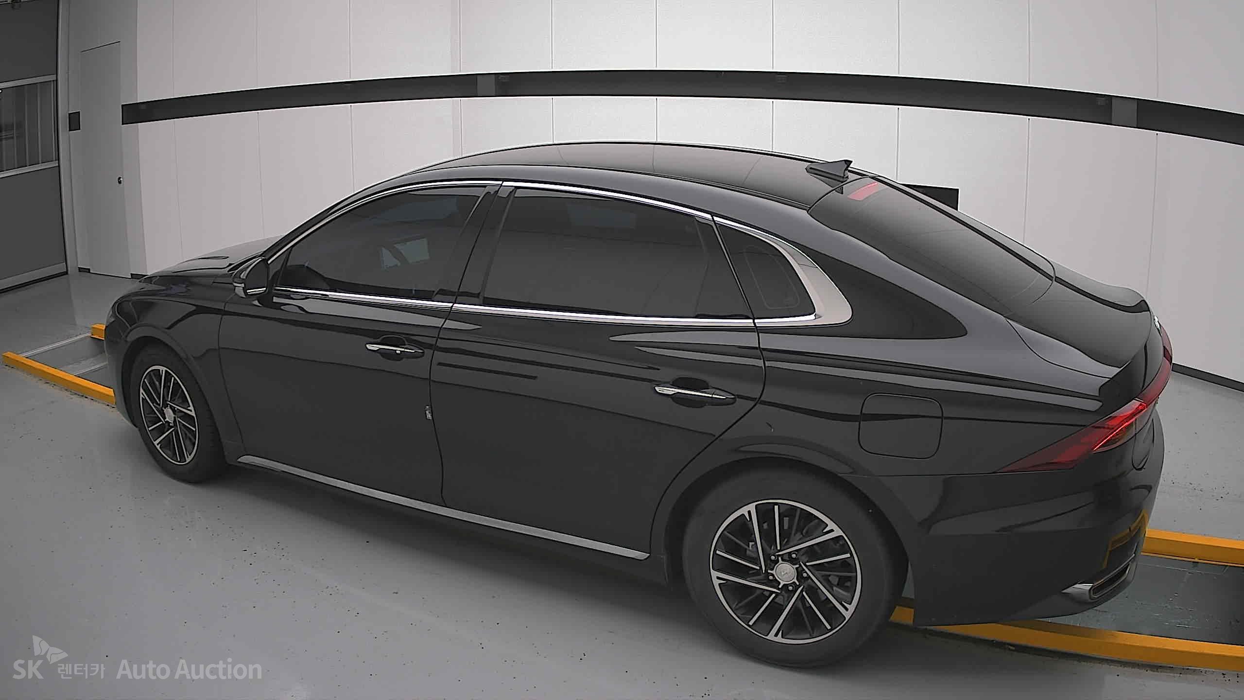 2021 - hyundai grandeur