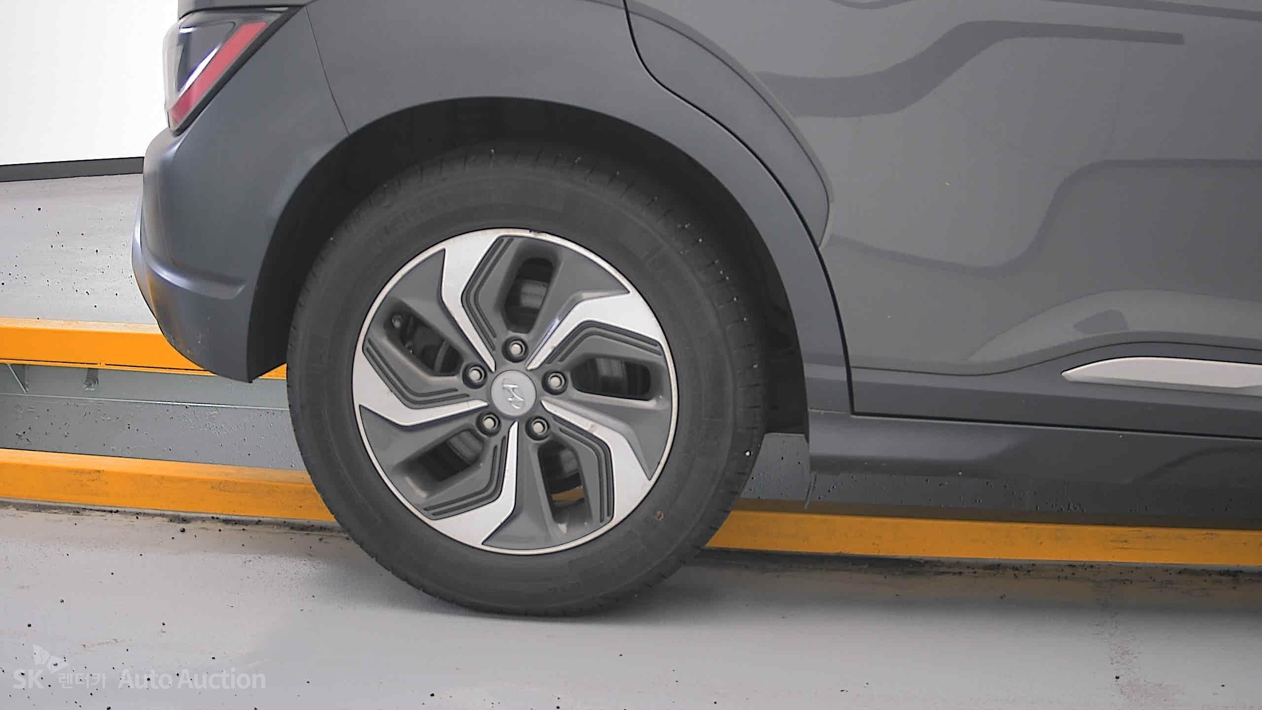 2022 - hyundai kona