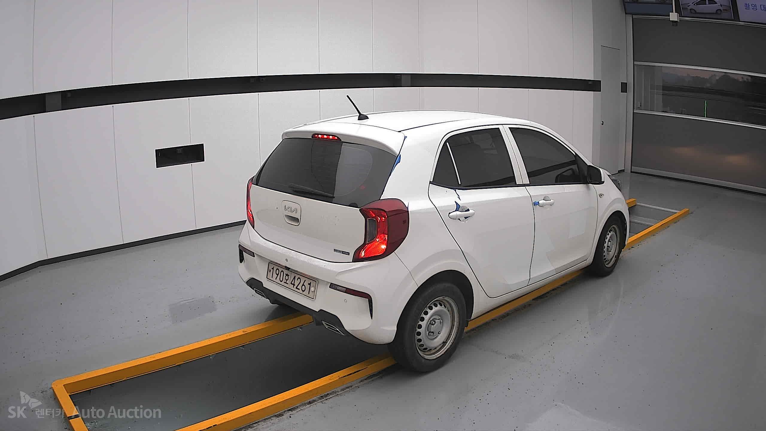 2022 - kia morning