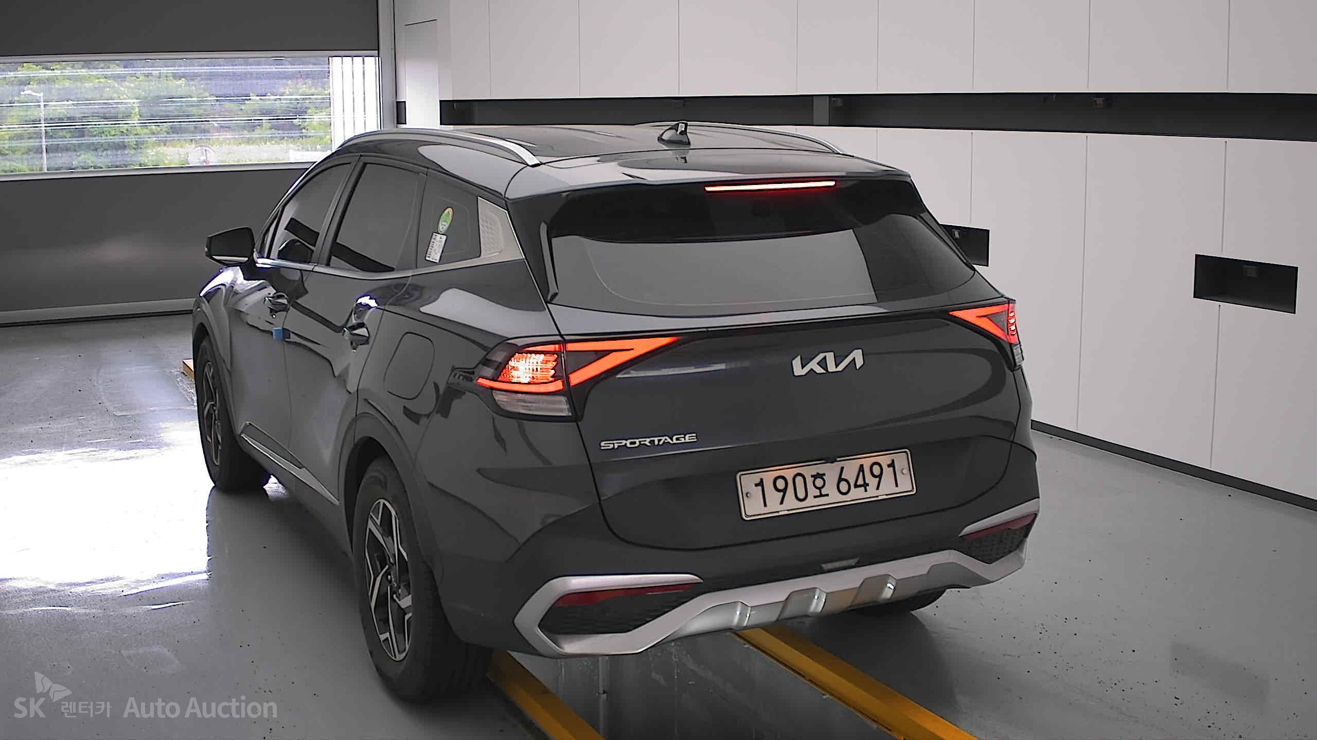 2022 - kia sportage