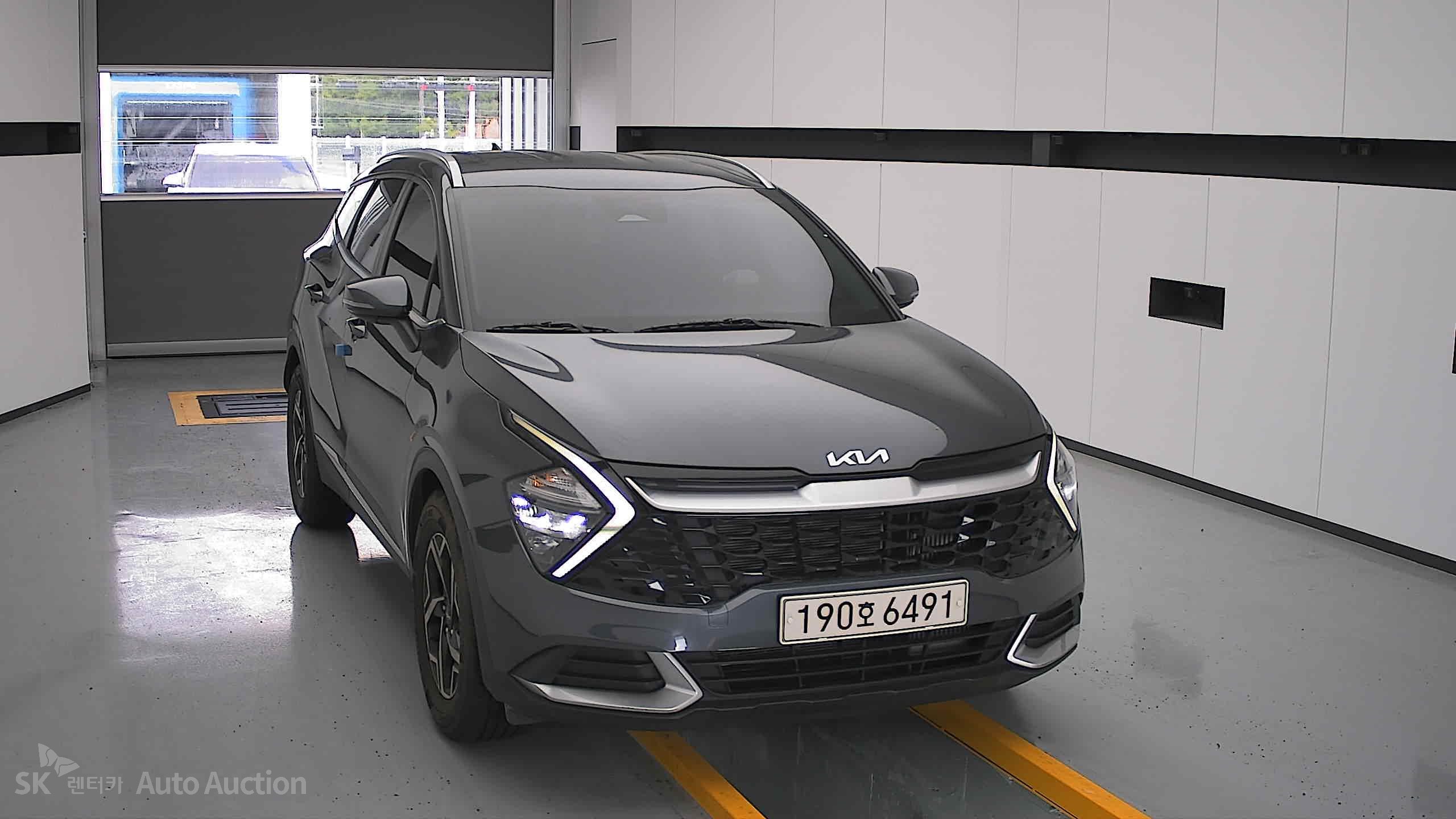 2022 - kia sportage