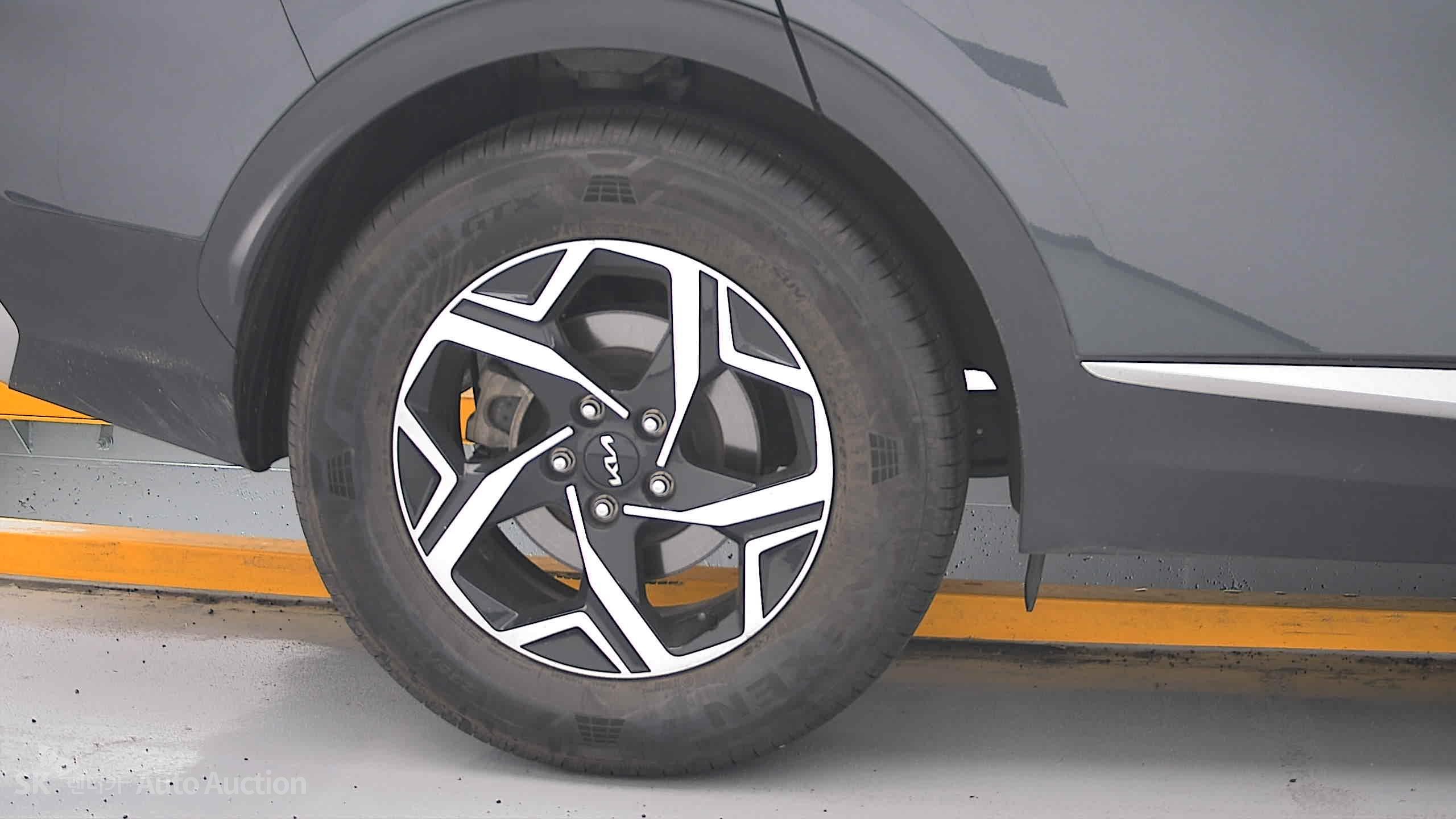 2022 - kia sportage