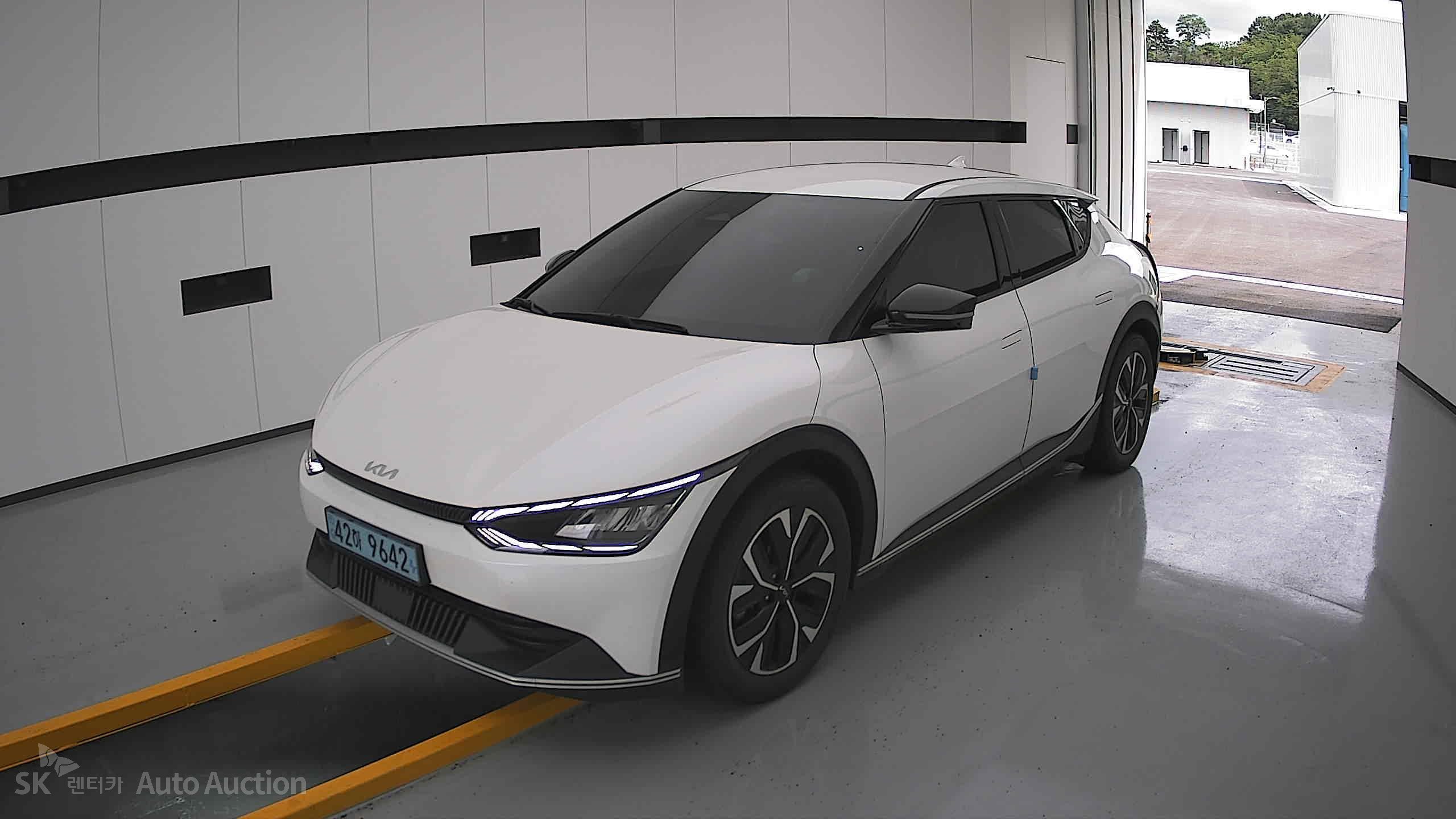 2022 - kia ev6