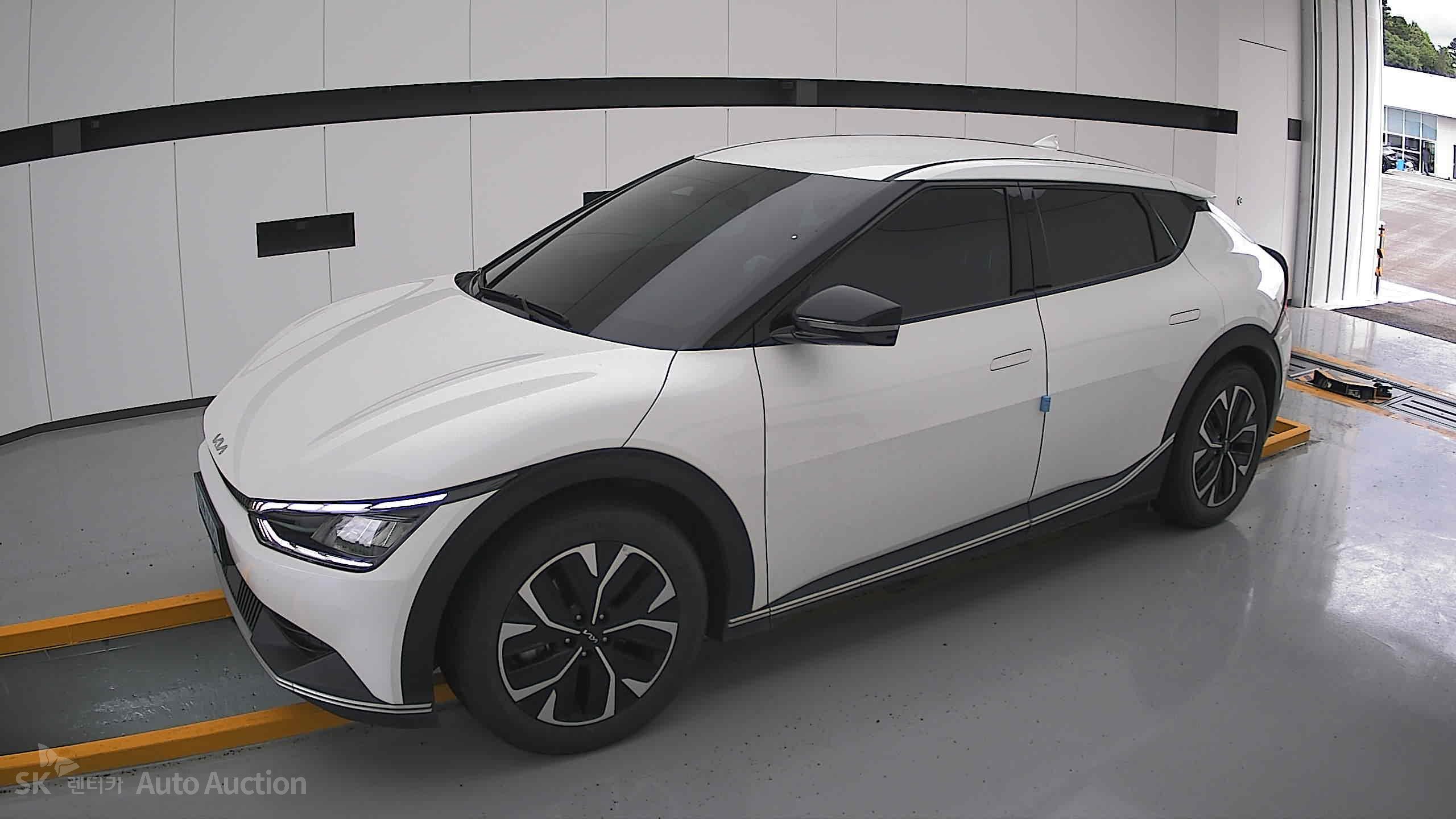 2022 - kia ev6