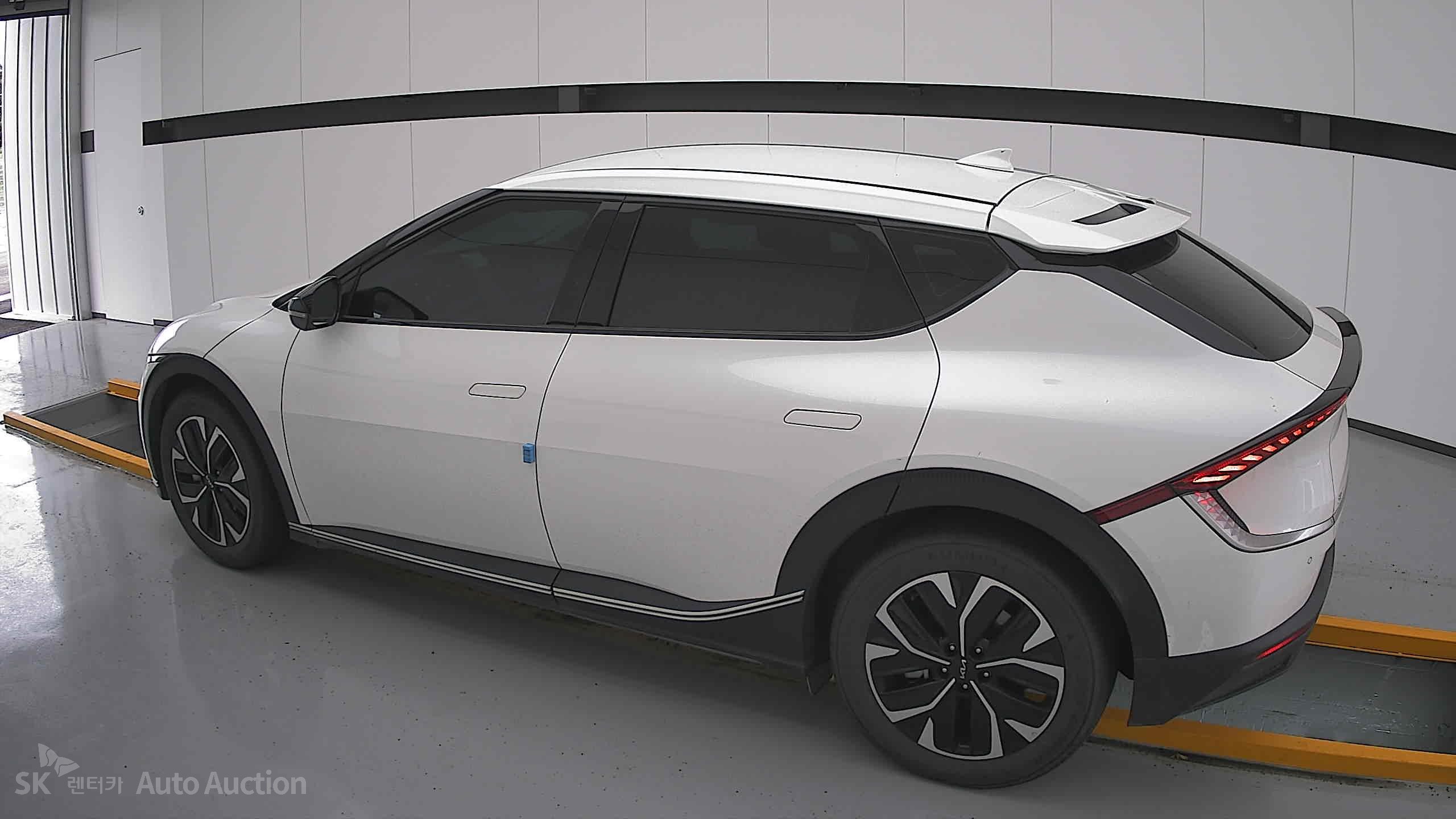 2022 - kia ev6
