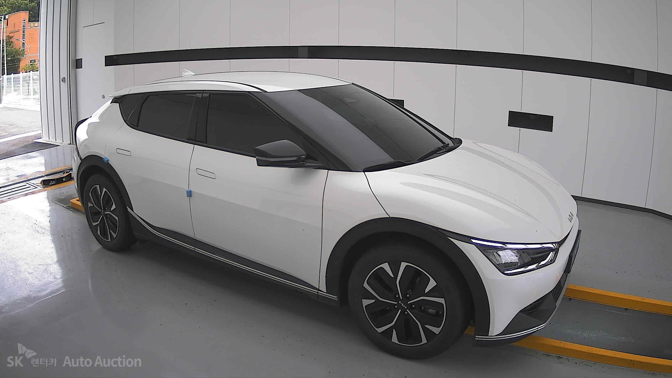 2022 - kia ev6