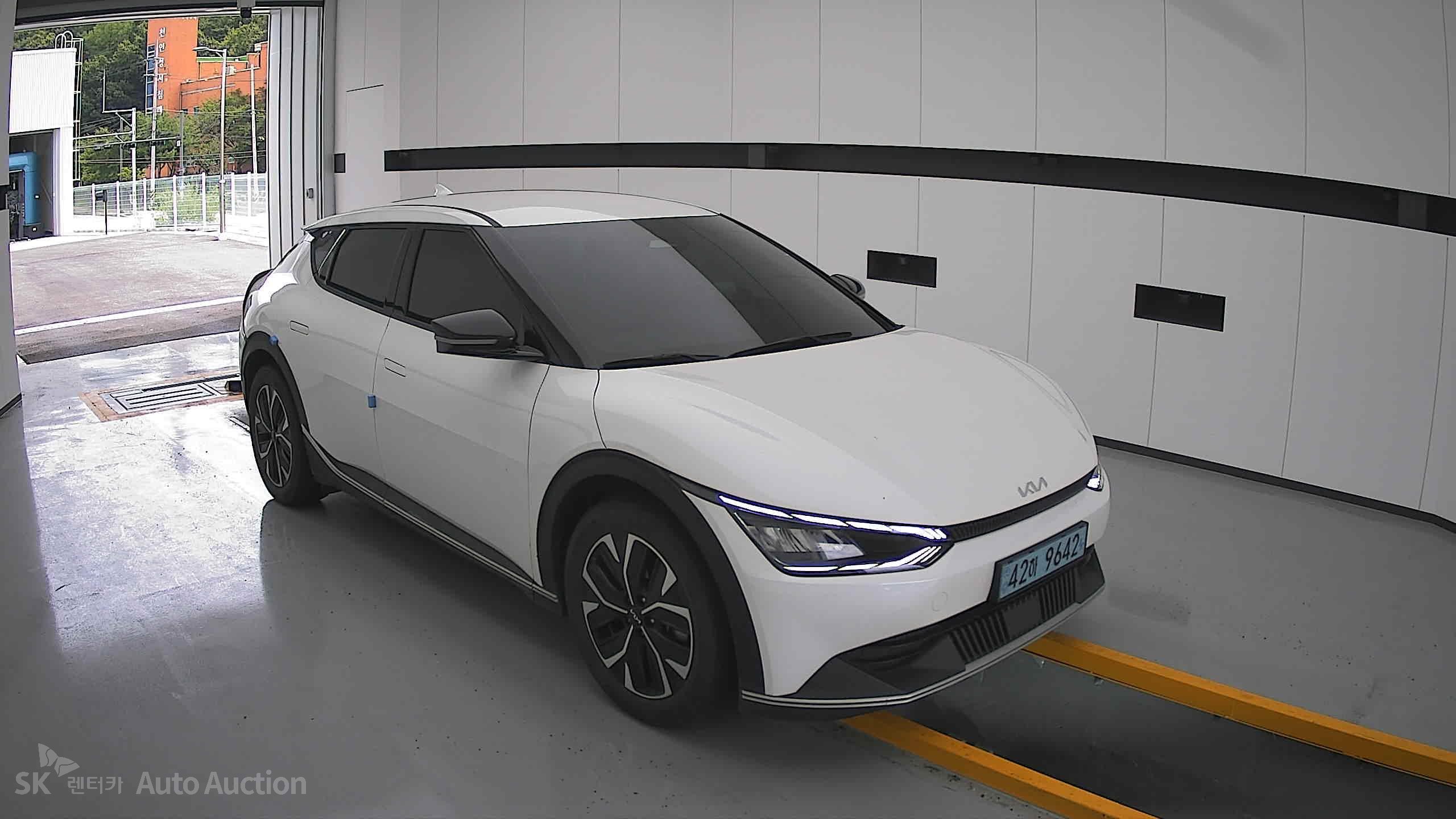 2022 - kia ev6
