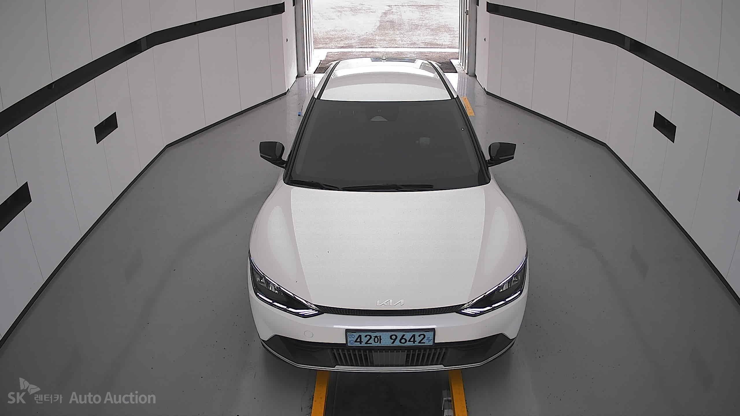 2022 - kia ev6
