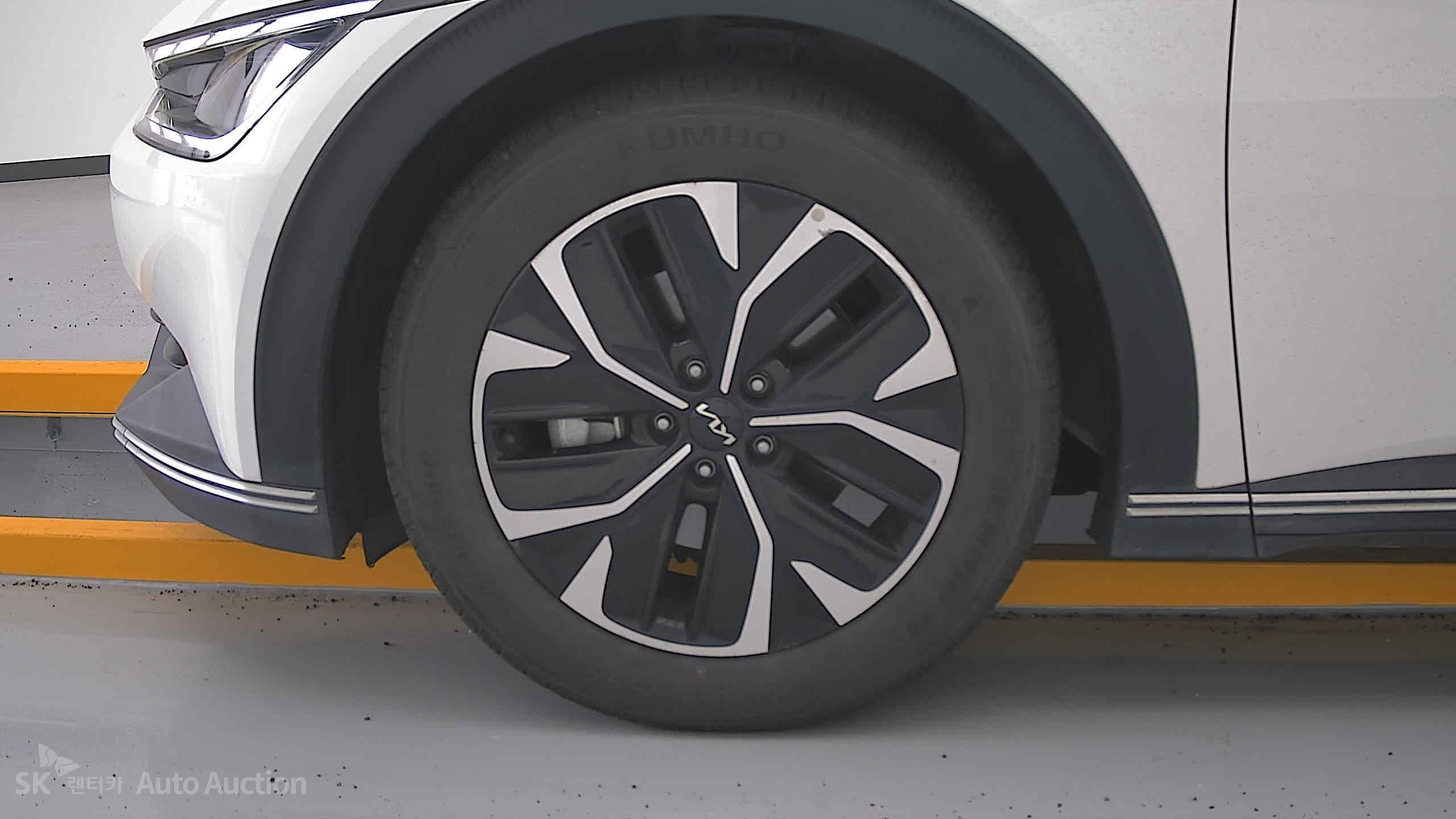 2022 - kia ev6