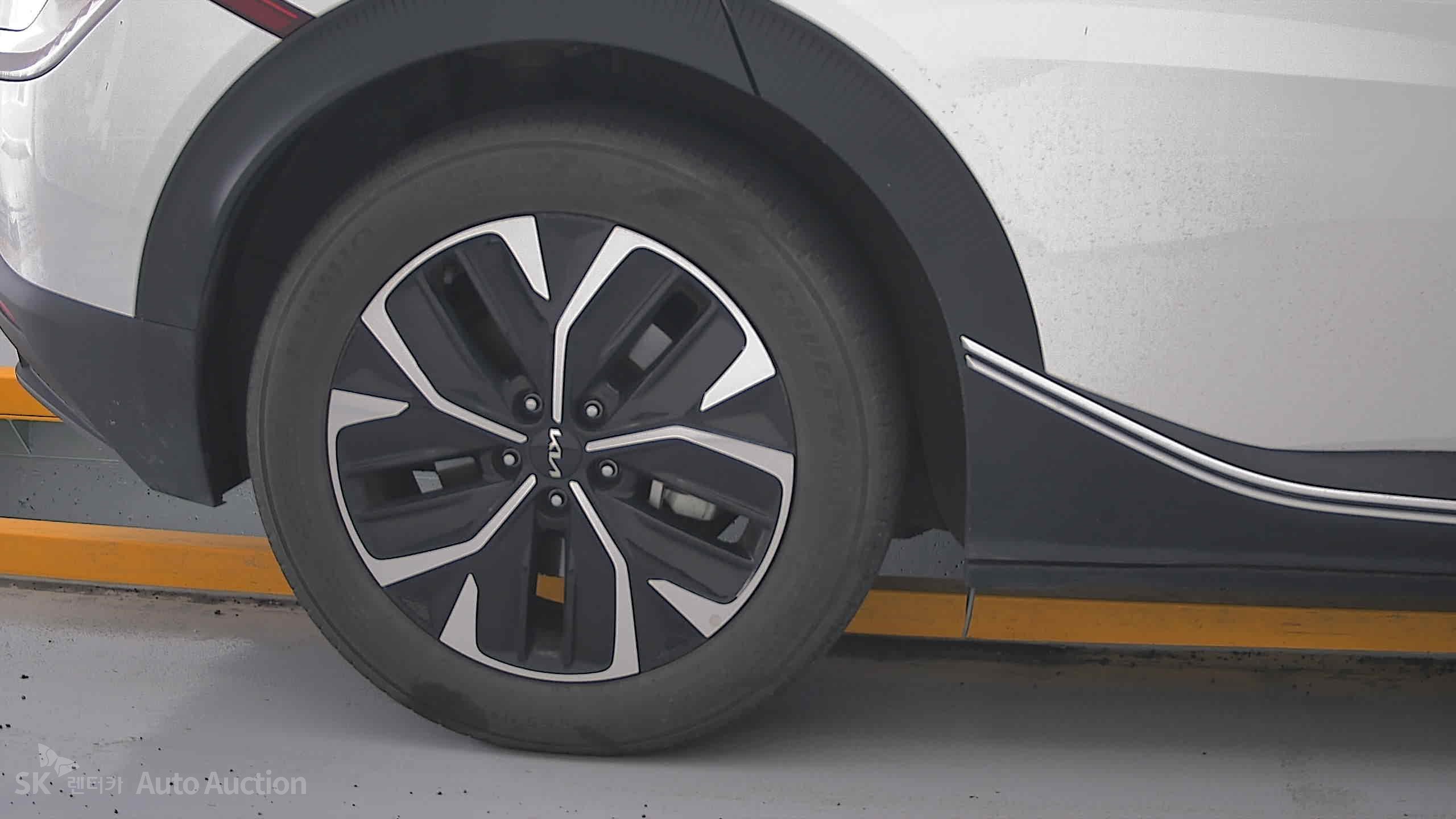 2022 - kia ev6