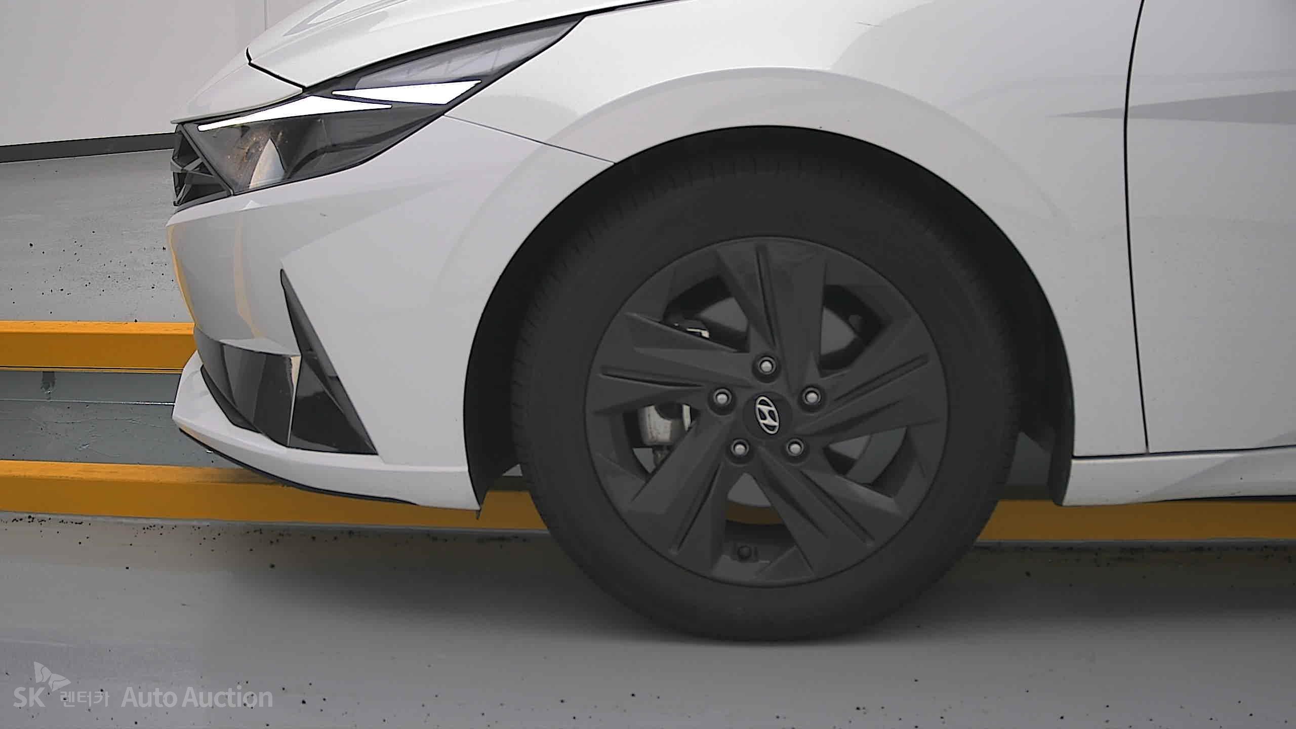 2023 - hyundai avante