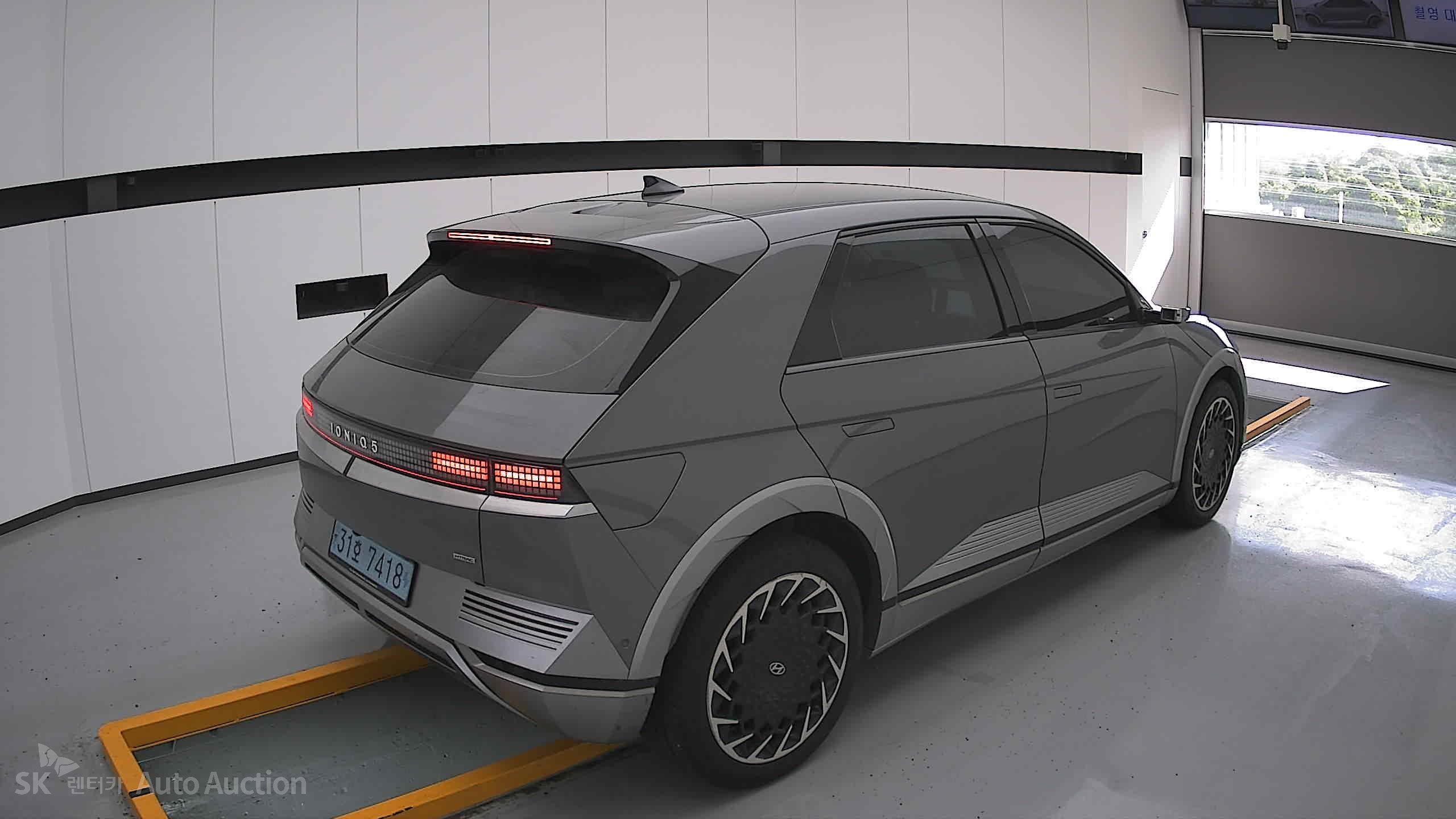 2023 - hyundai ioniq