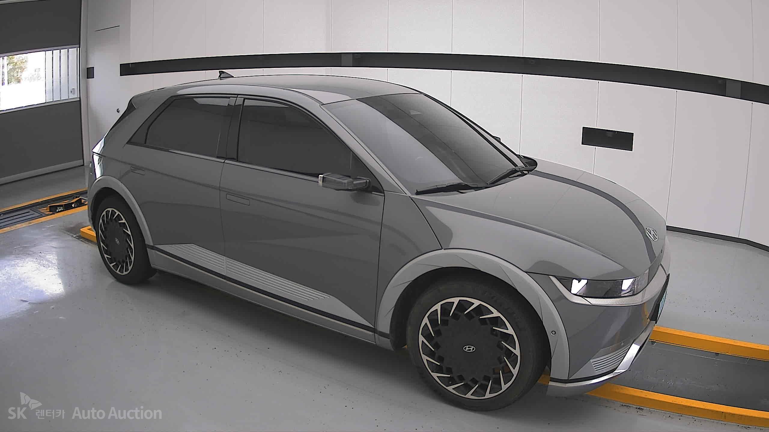 2023 - hyundai ioniq
