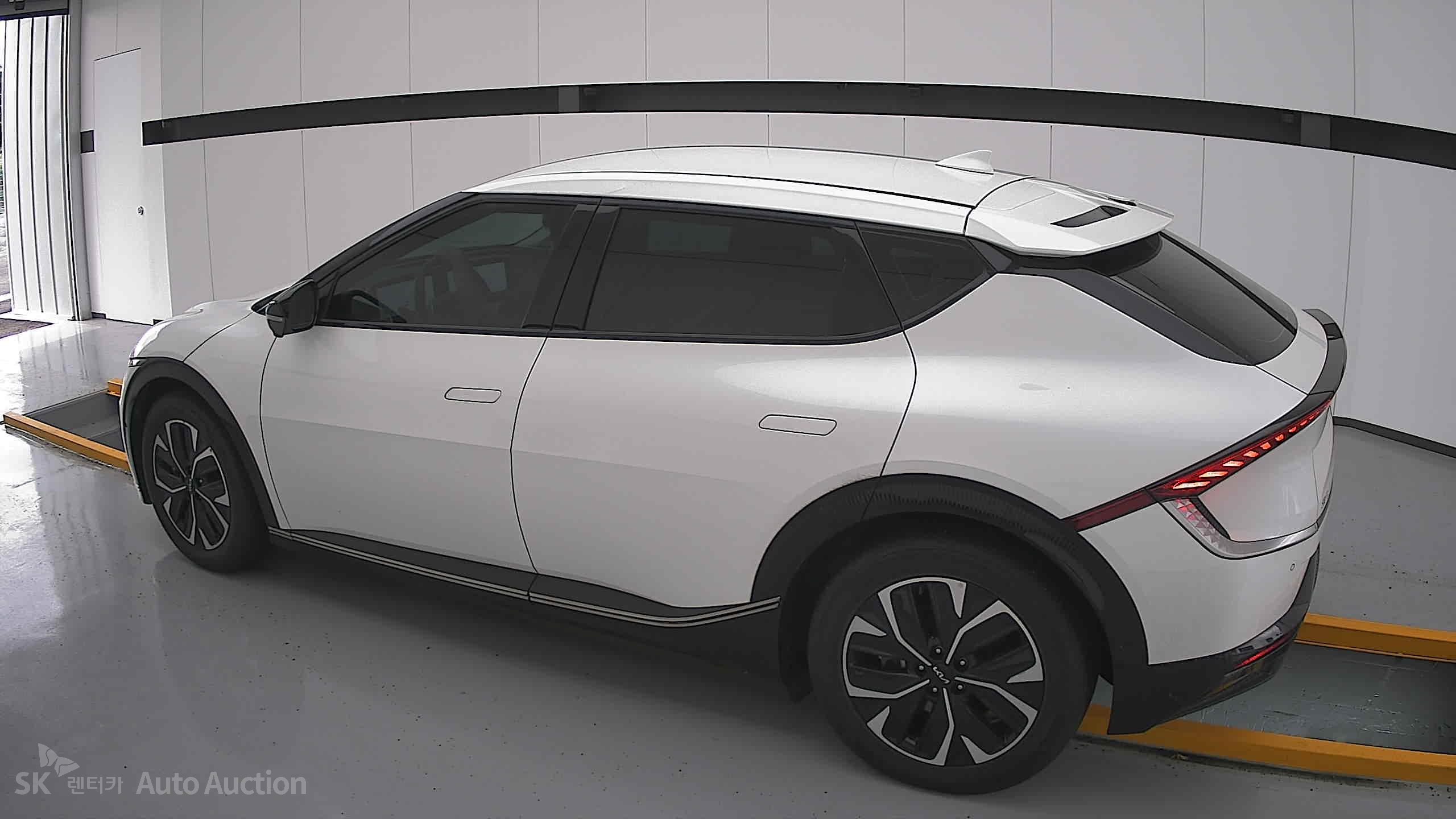2022 - kia ev6