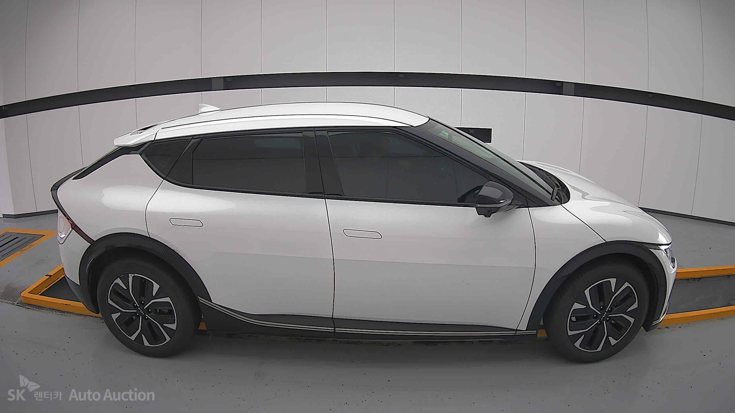 2022 - kia ev6