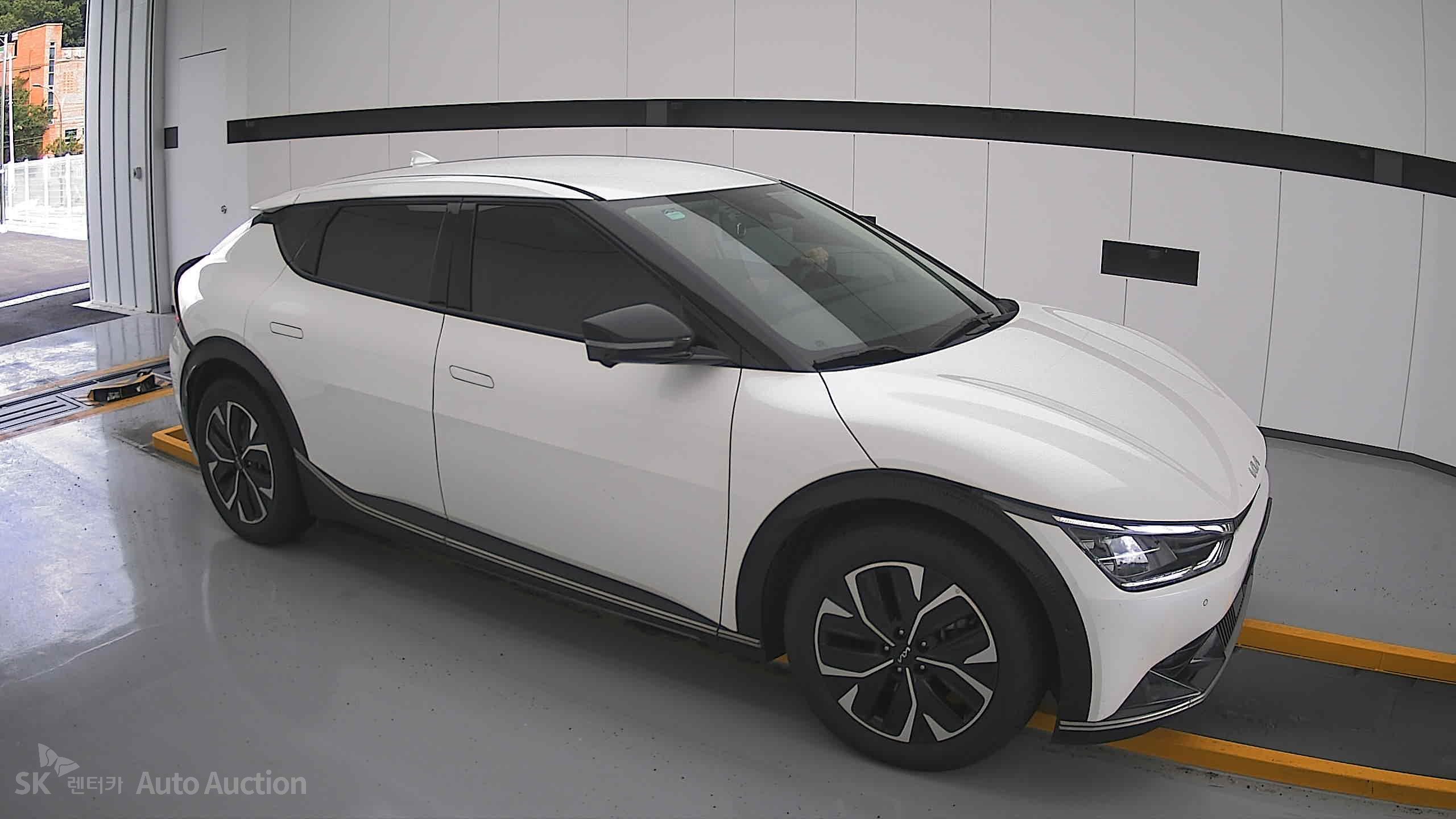2022 - kia ev6