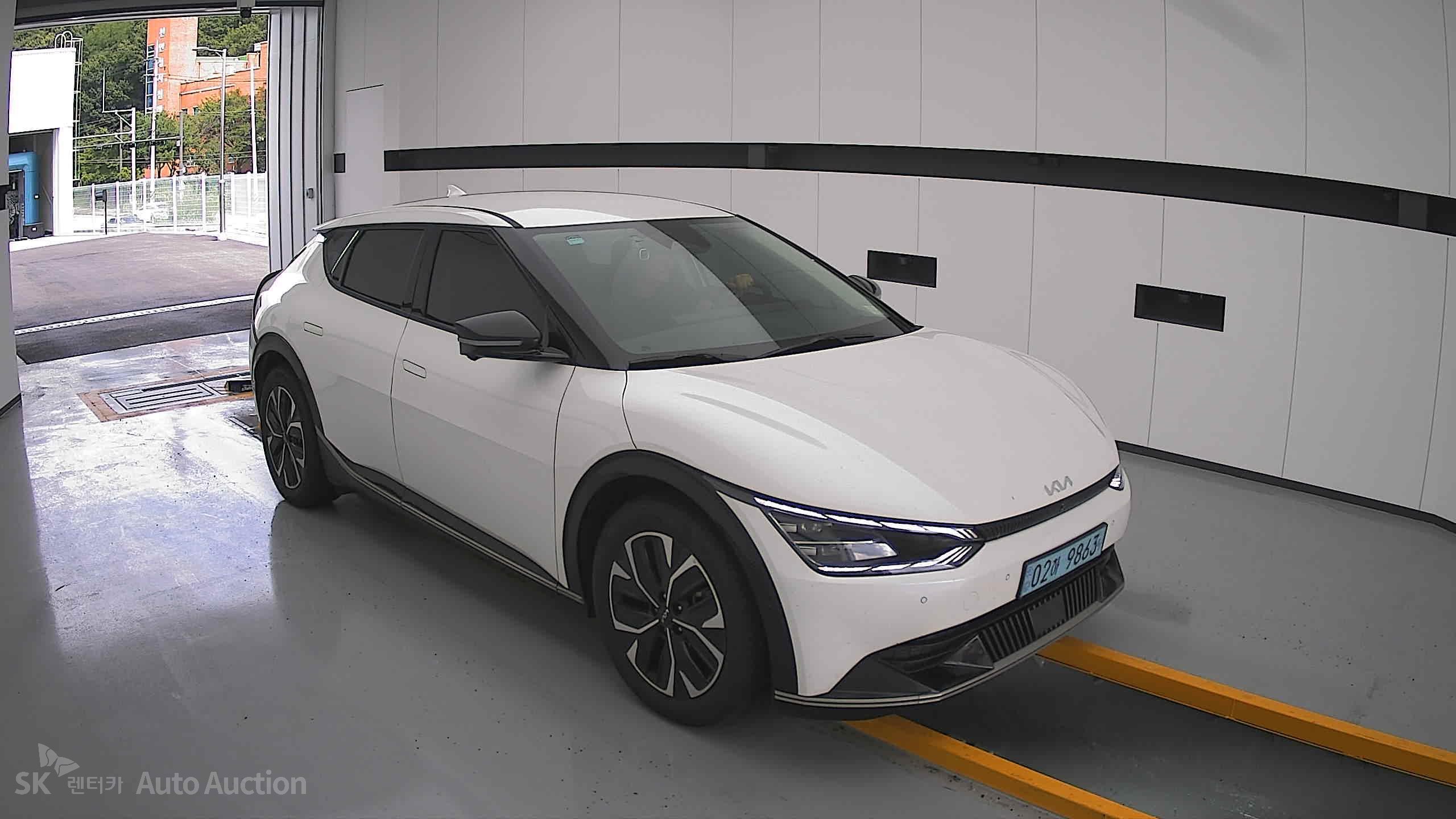 2022 - kia ev6