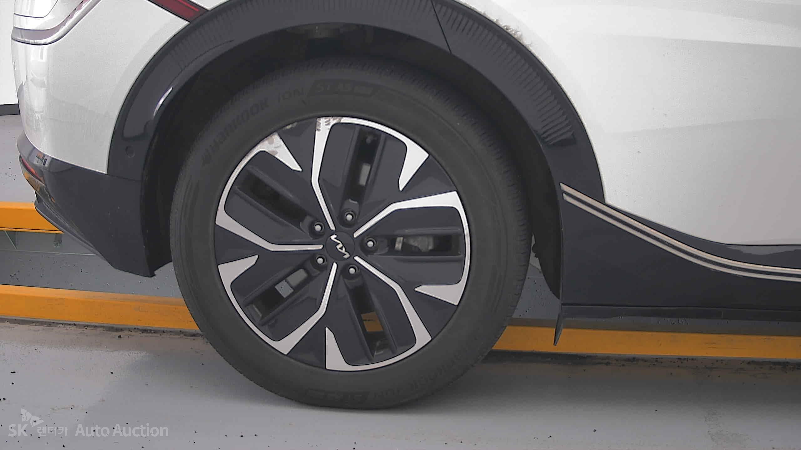 2022 - kia ev6