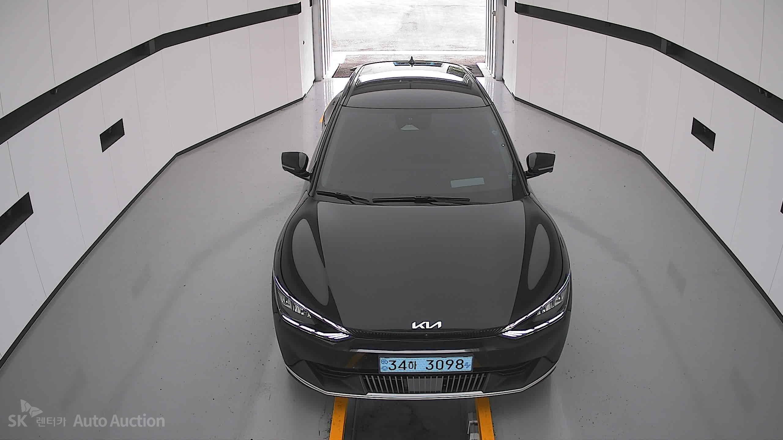 2022 - kia ev6