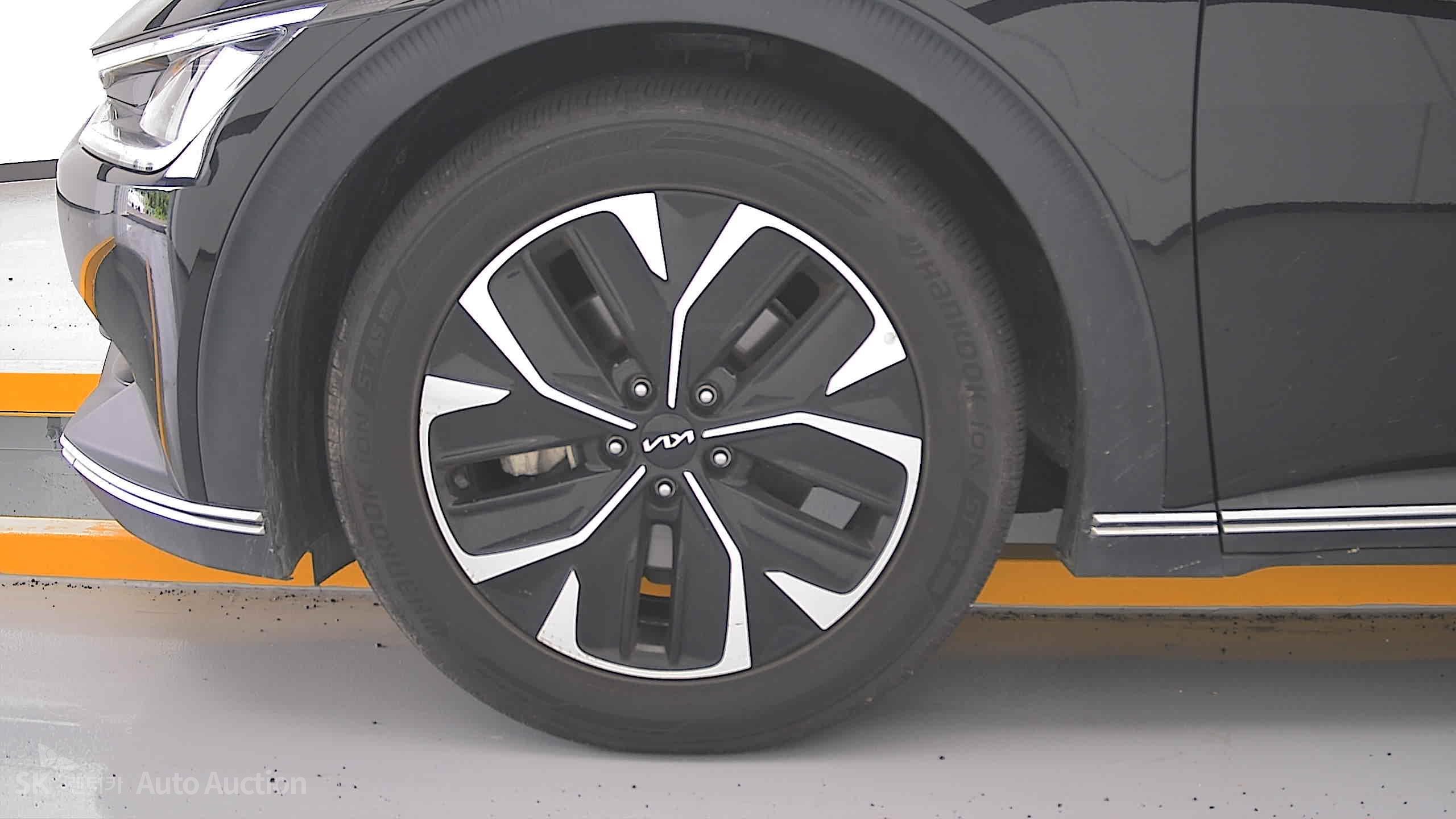 2022 - kia ev6